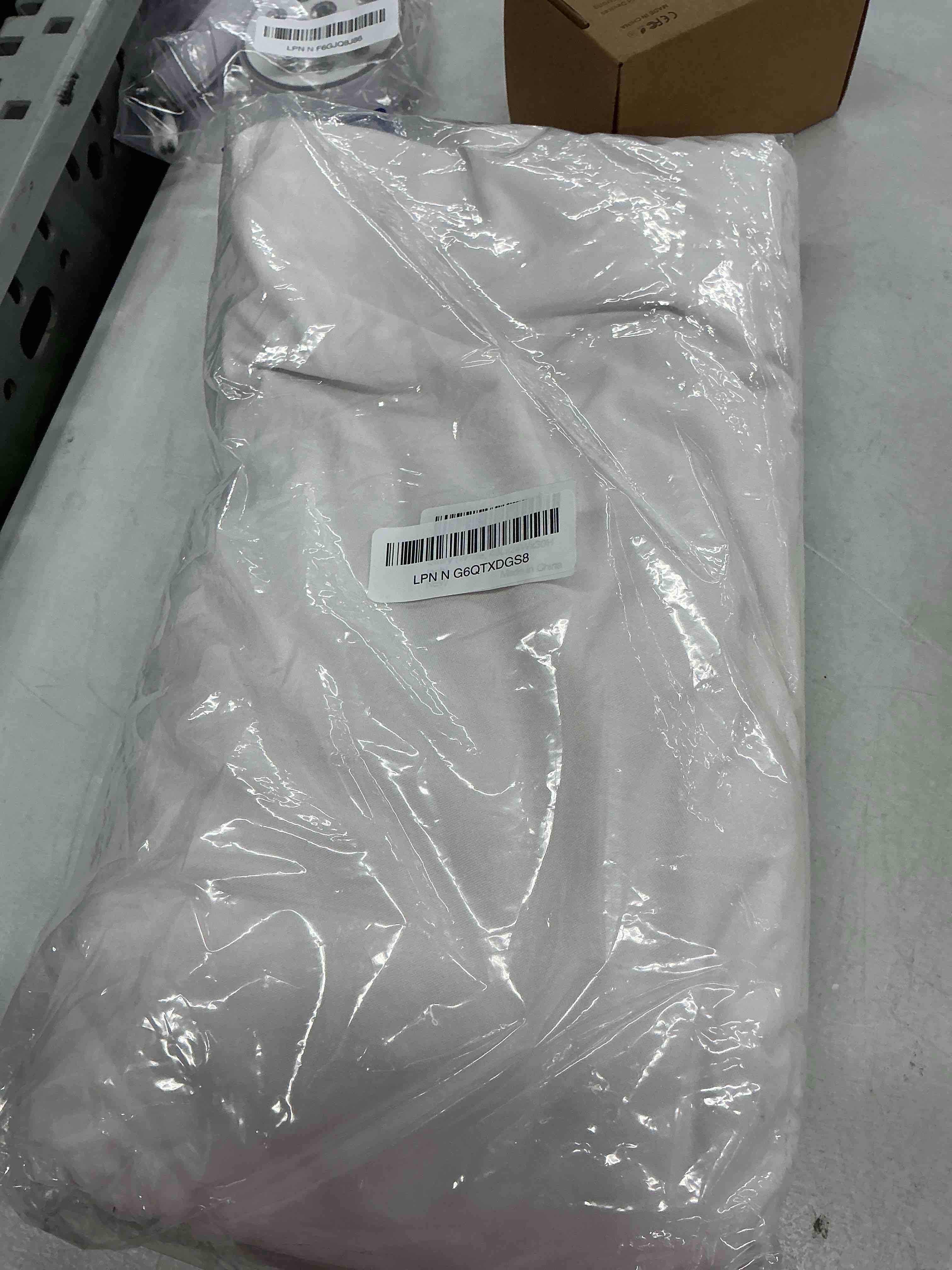 Condition photo showing Good Condition for smiry spandex tablecloth, elastic fitted stretch tablecloth for 4ft rectangle tables, waterproof washable table cover skirt for outdoor, wedding, banquet & parties (white, 48lx24wx30h inch) 48"x24" (rectangular) white