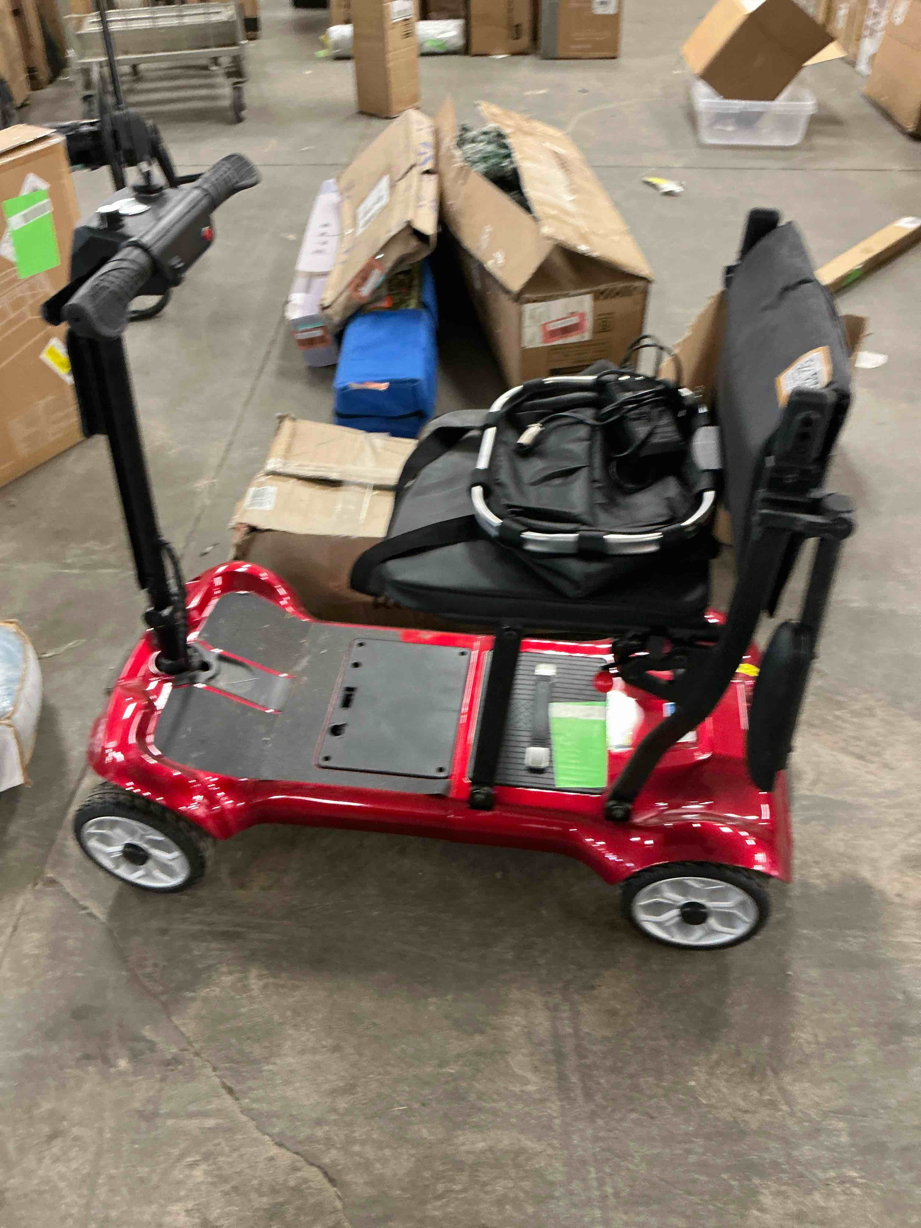 https://s3.amazonaws.com/lotting-images-prod/EmanualPiazza/RED5226161_1758057837174.jpeg