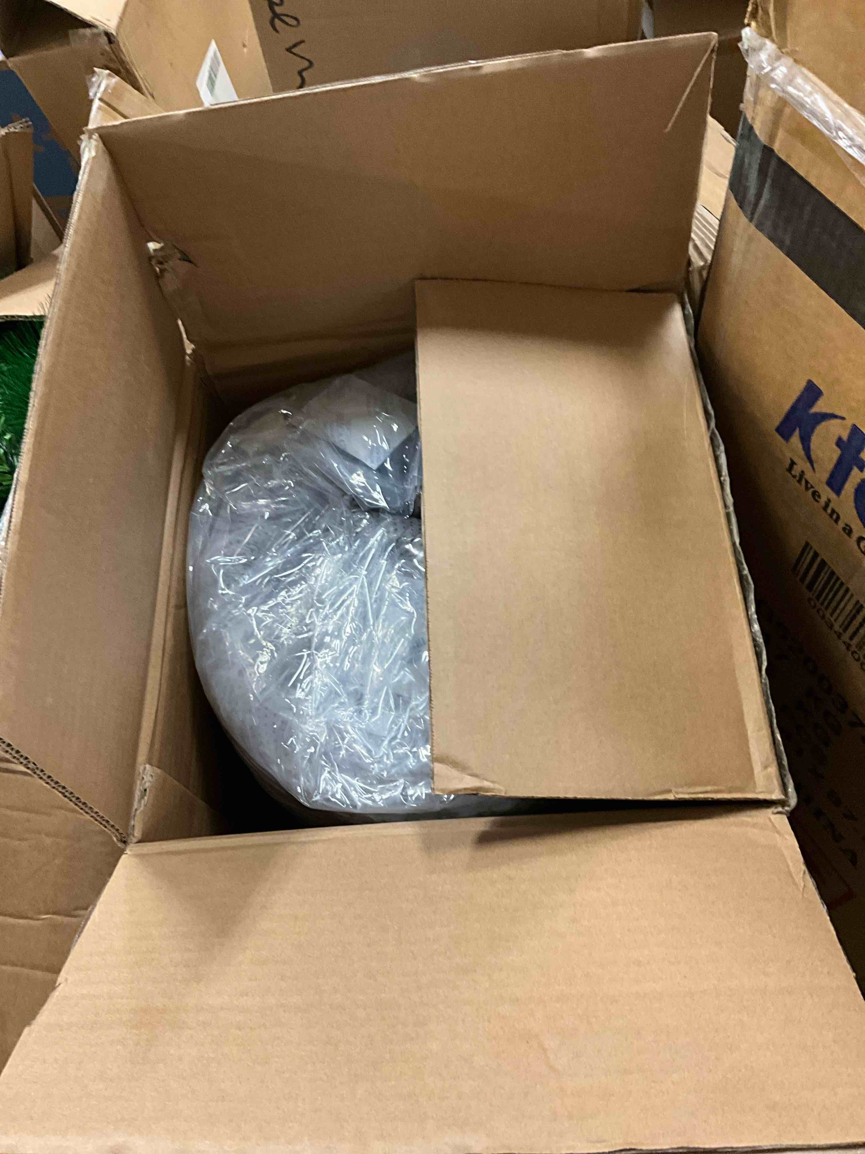 https://s3.amazonaws.com/lotting-images-prod/EmanualPiazza/RED6801237_1739988591456.jpeg