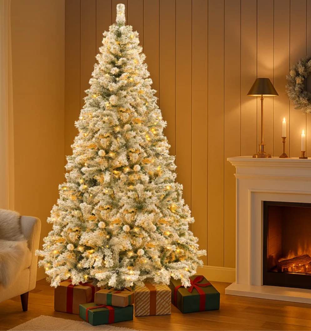 vavsea 7.5 ft christmas tree, pre-lit snow flocked artificial christmas tree with storage bag, fence, tree skirt 350 warm white lights, 1200 tips, hinged branches for holiday home office decoration