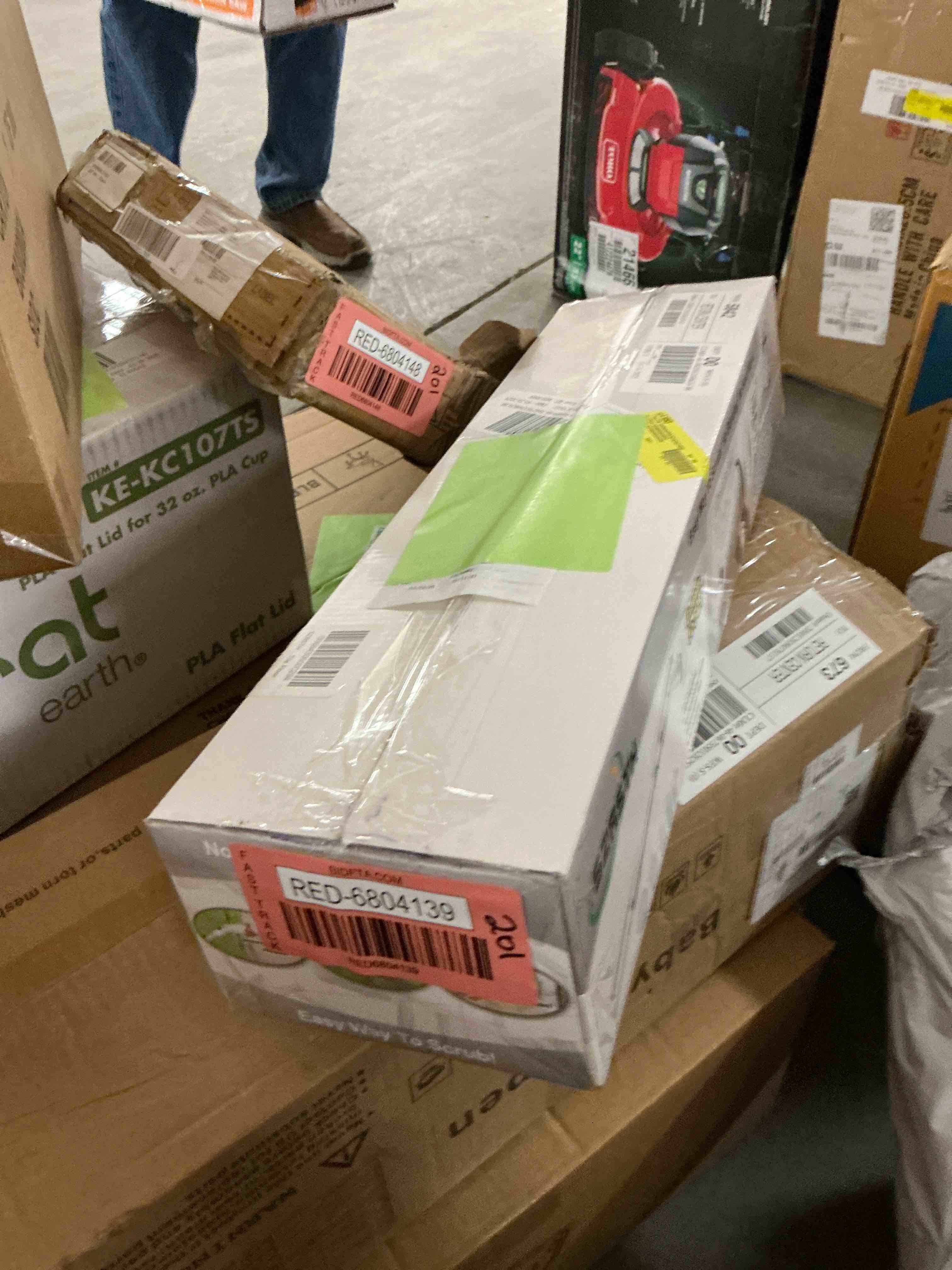 https://s3.amazonaws.com/lotting-images-prod/EmanualPiazza/RED6804139_1744907408711.jpeg