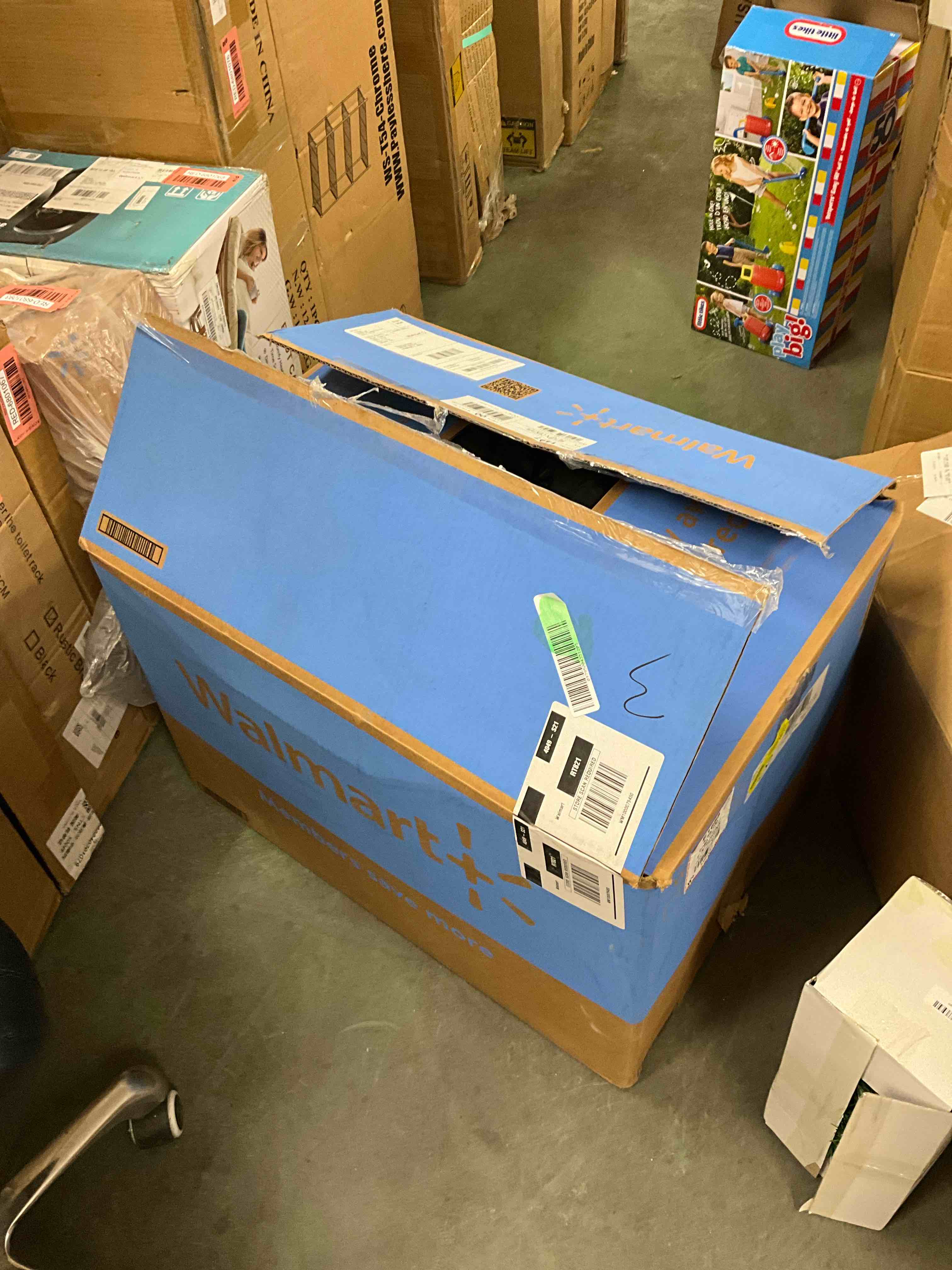 https://s3.amazonaws.com/lotting-images-prod/EmanualPiazza/RED6805275_1740504641213.jpeg