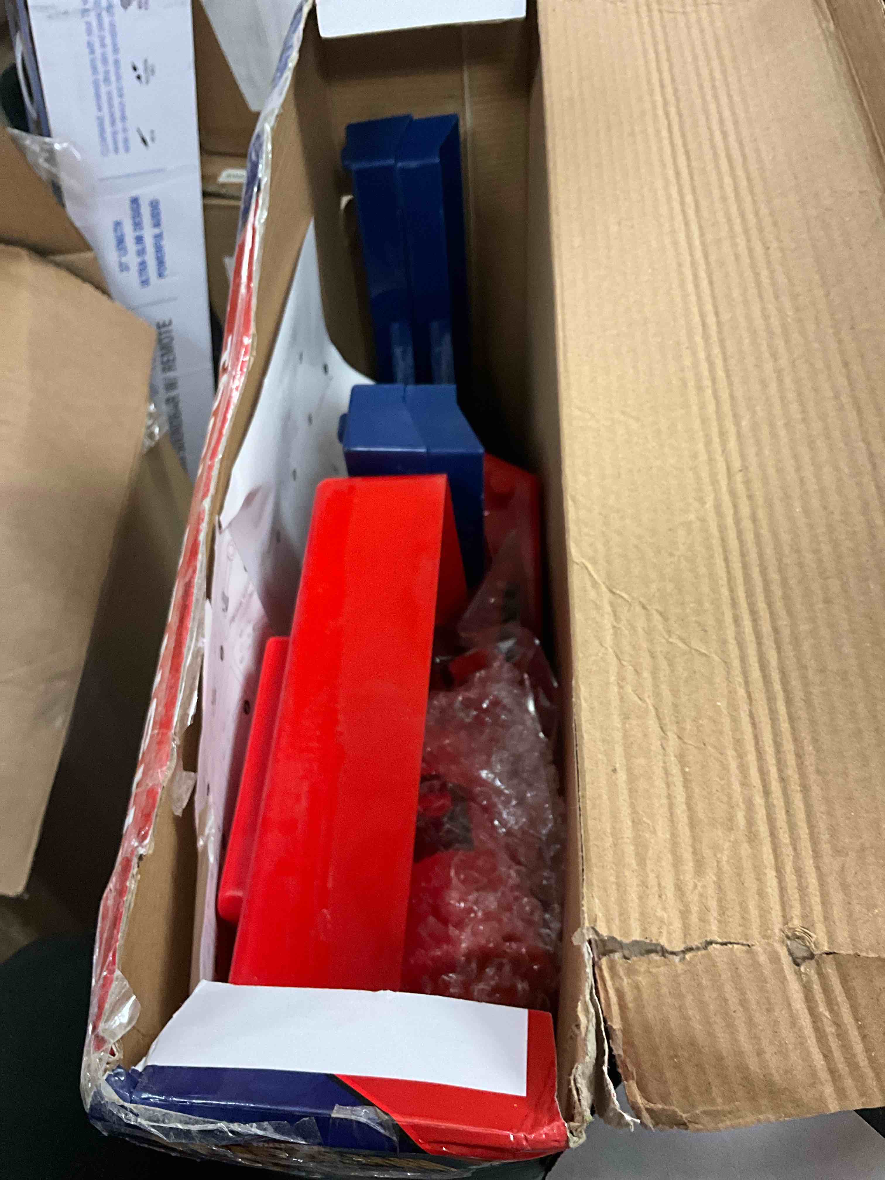 https://s3.amazonaws.com/lotting-images-prod/EmanualPiazza/RED6805278_1740505285348.jpeg