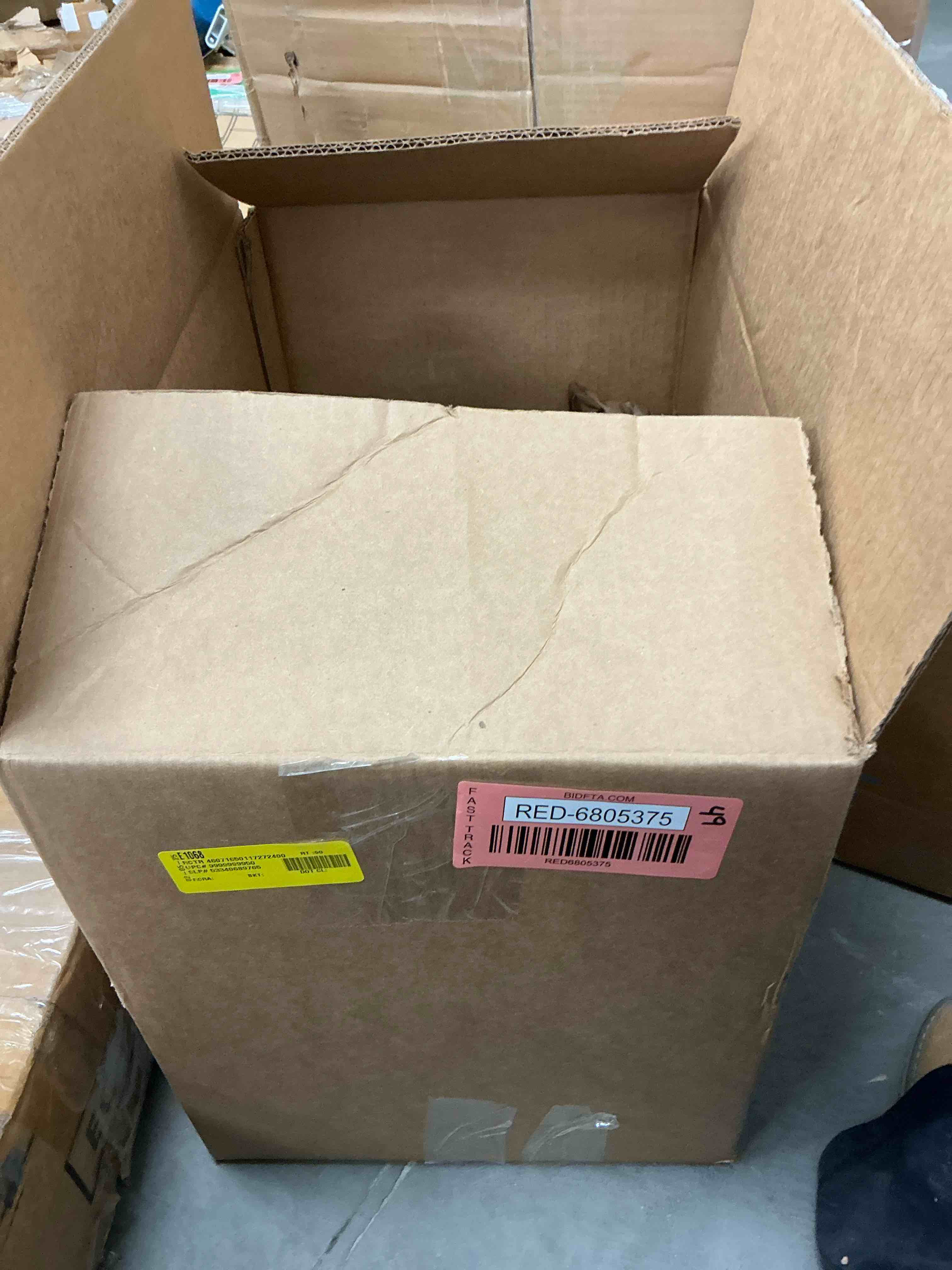 https://s3.amazonaws.com/lotting-images-prod/EmanualPiazza/RED6805375_1741027722991.jpeg