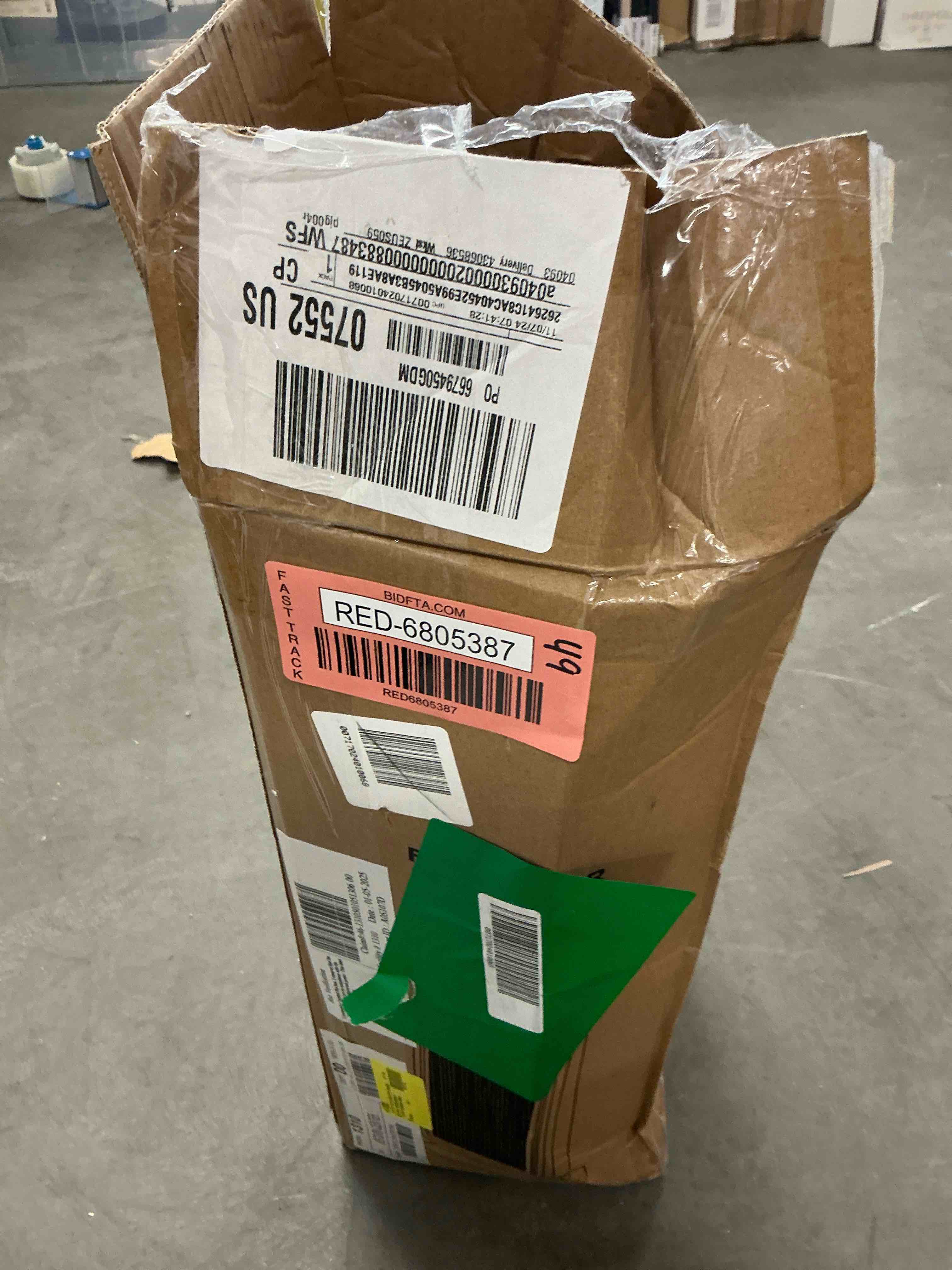https://s3.amazonaws.com/lotting-images-prod/EmanualPiazza/RED6805387_1741028923969.jpeg