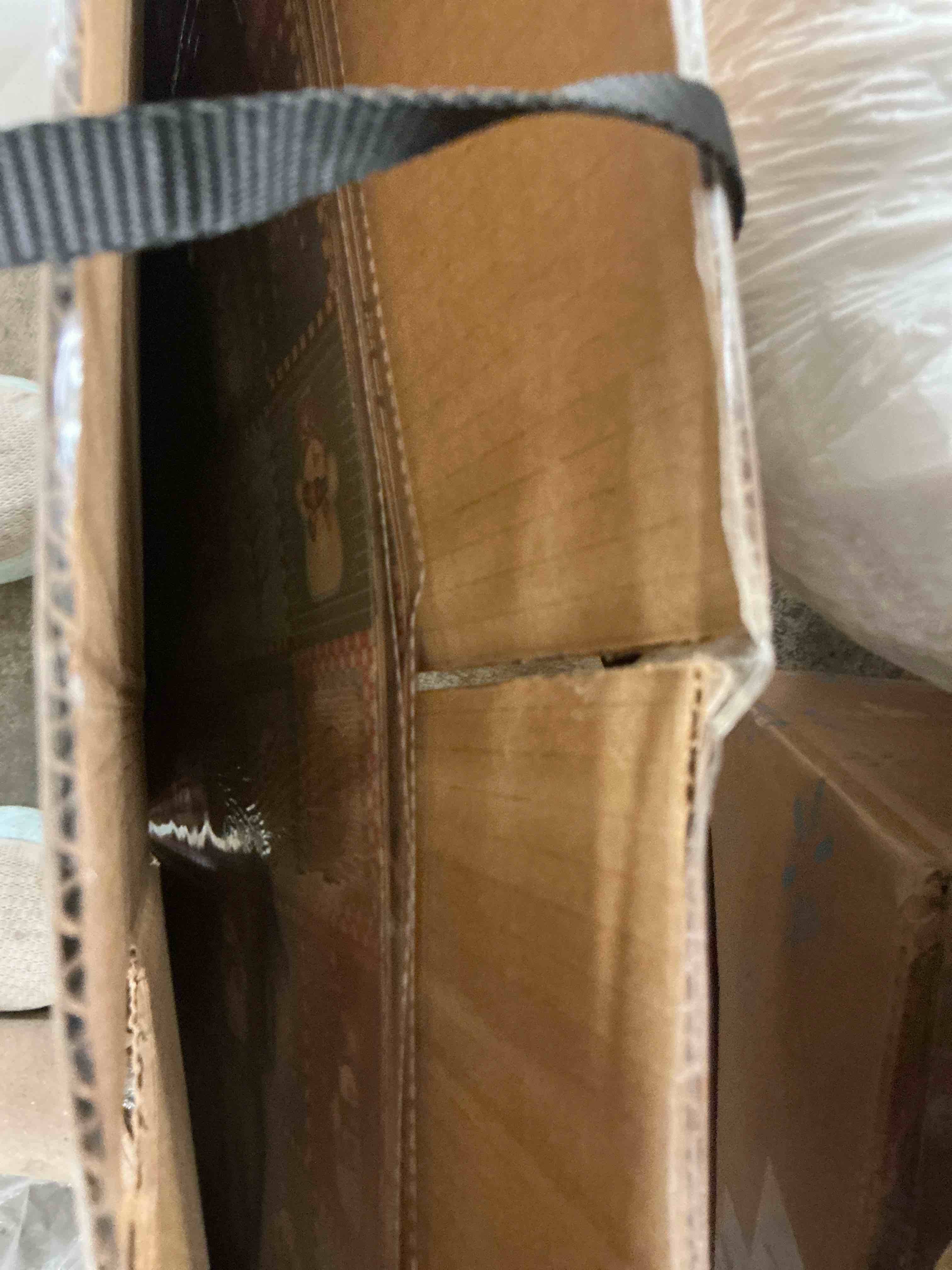 https://s3.amazonaws.com/lotting-images-prod/EmanualPiazza/RED6805954_1740761205786.jpeg