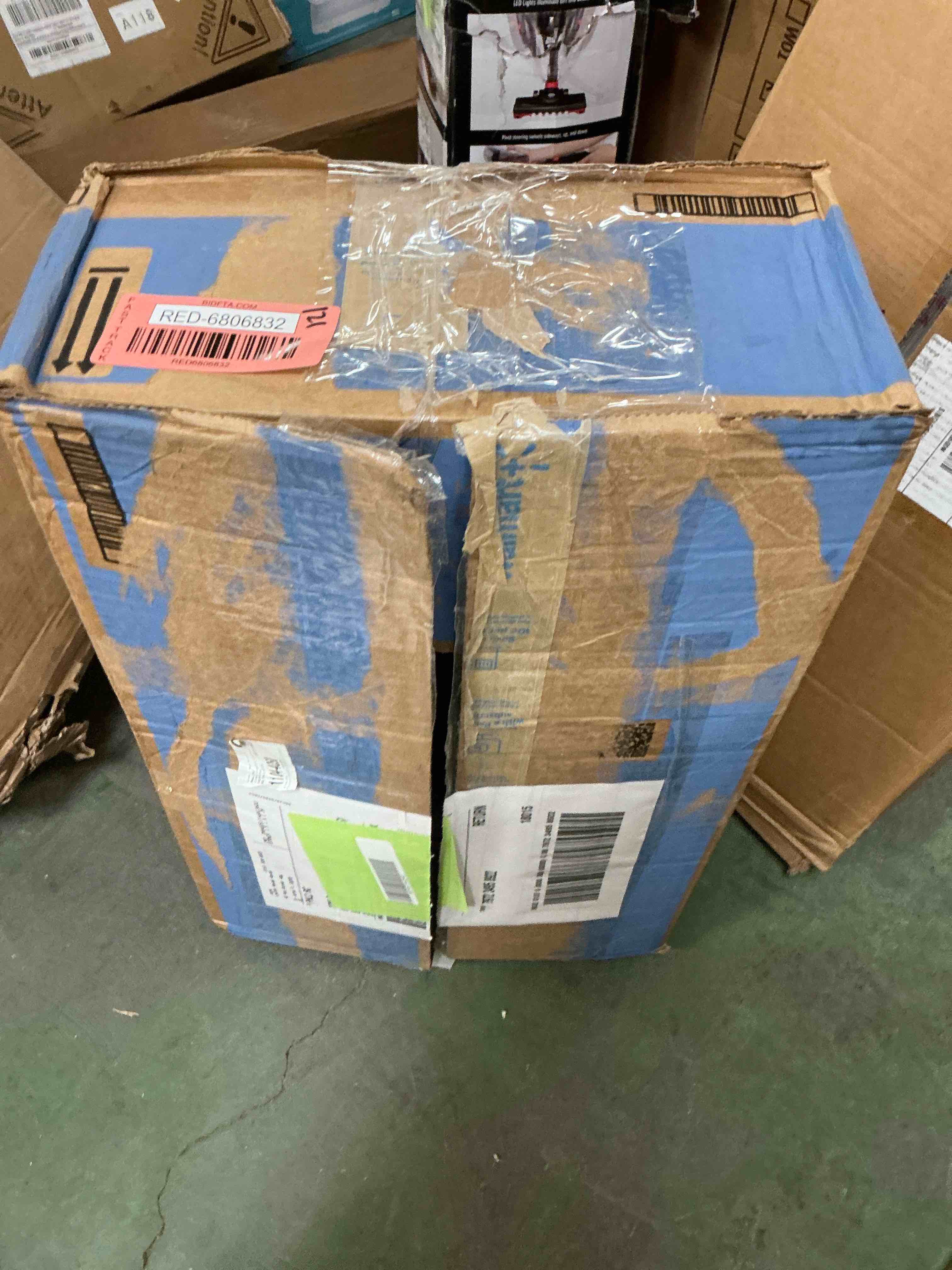 https://s3.amazonaws.com/lotting-images-prod/EmanualPiazza/RED6806832_1743017392636.jpeg