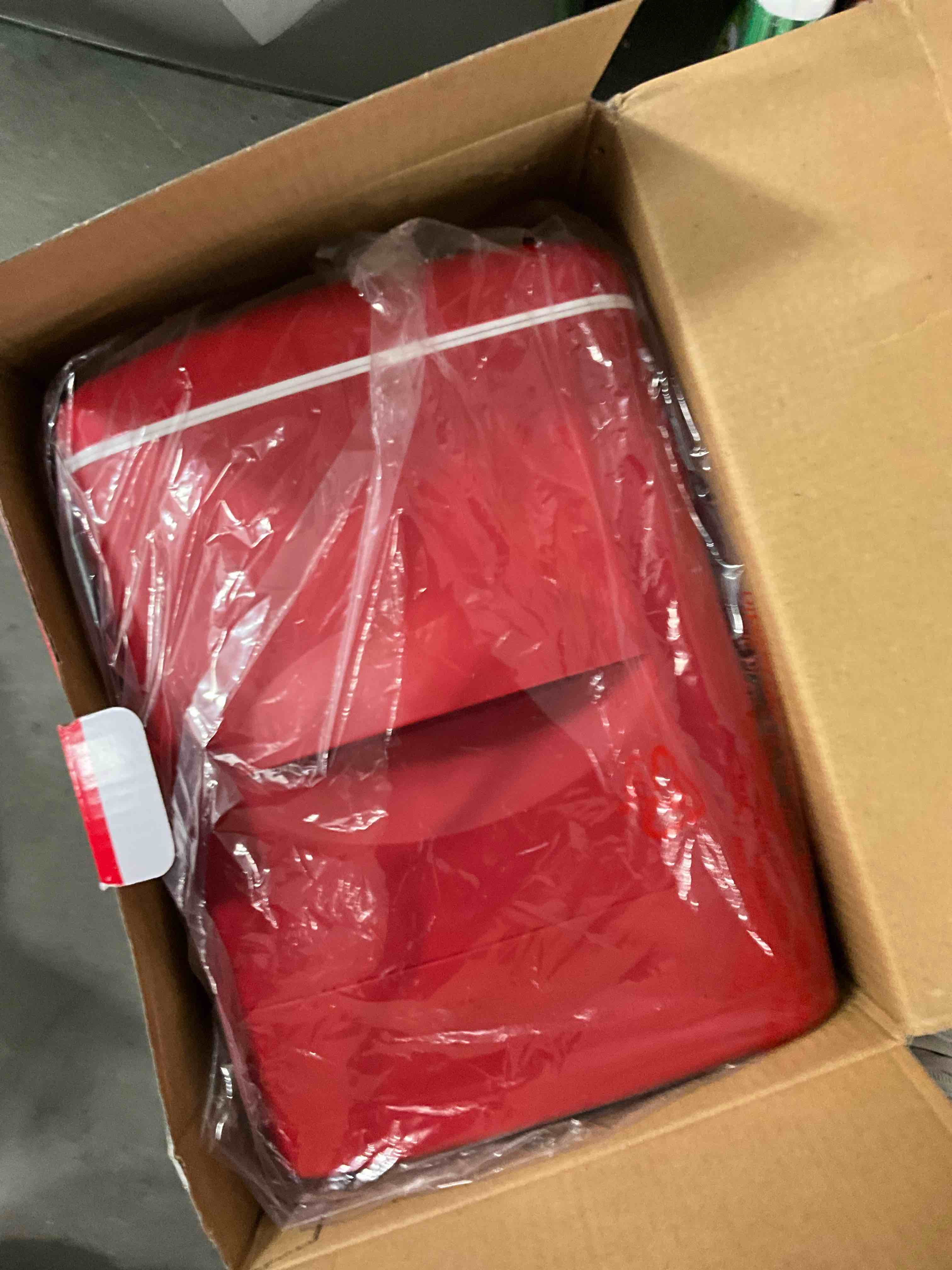 Frigidaire 0.14-cu ft ( Red )