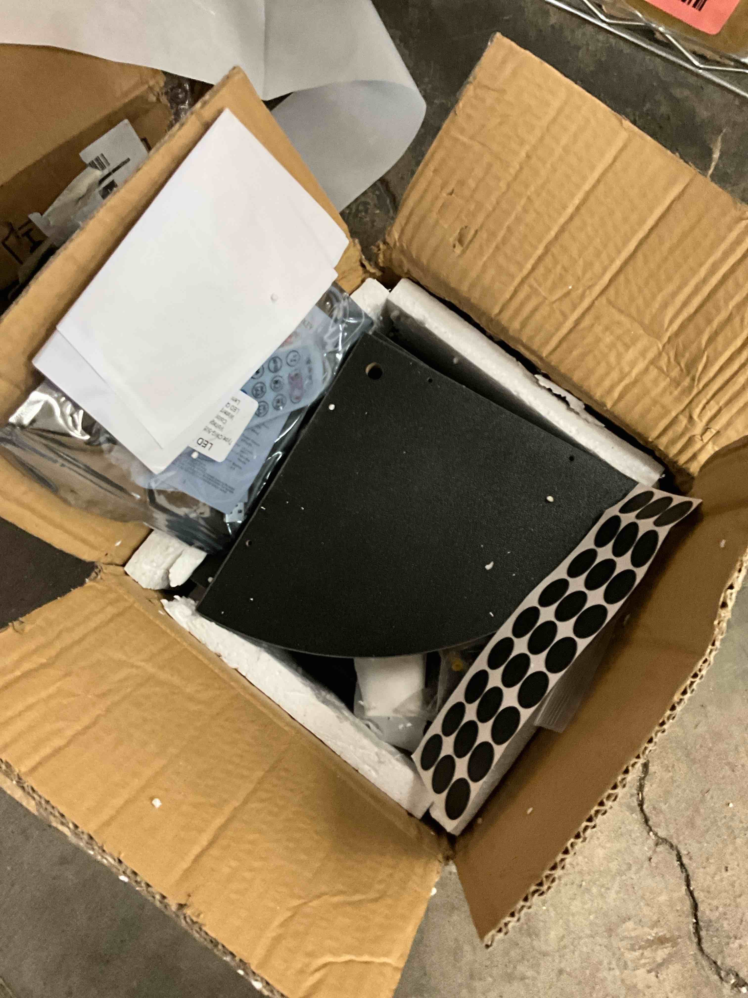 https://s3.amazonaws.com/lotting-images-prod/EmanualPiazza/RED6807537_1746629491606.jpeg