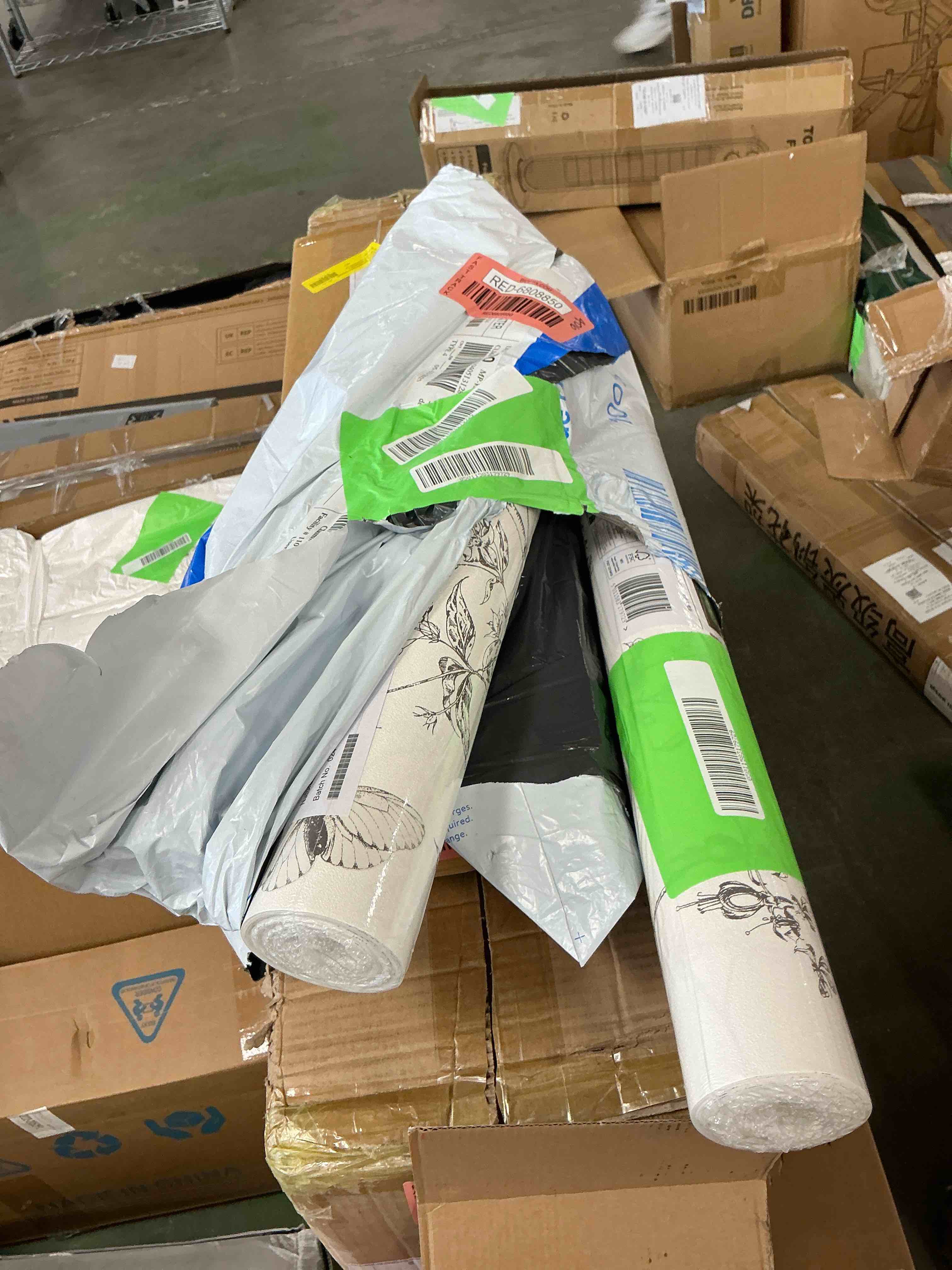 https://s3.amazonaws.com/lotting-images-prod/EmanualPiazza/RED6808850_1748631008626.jpeg