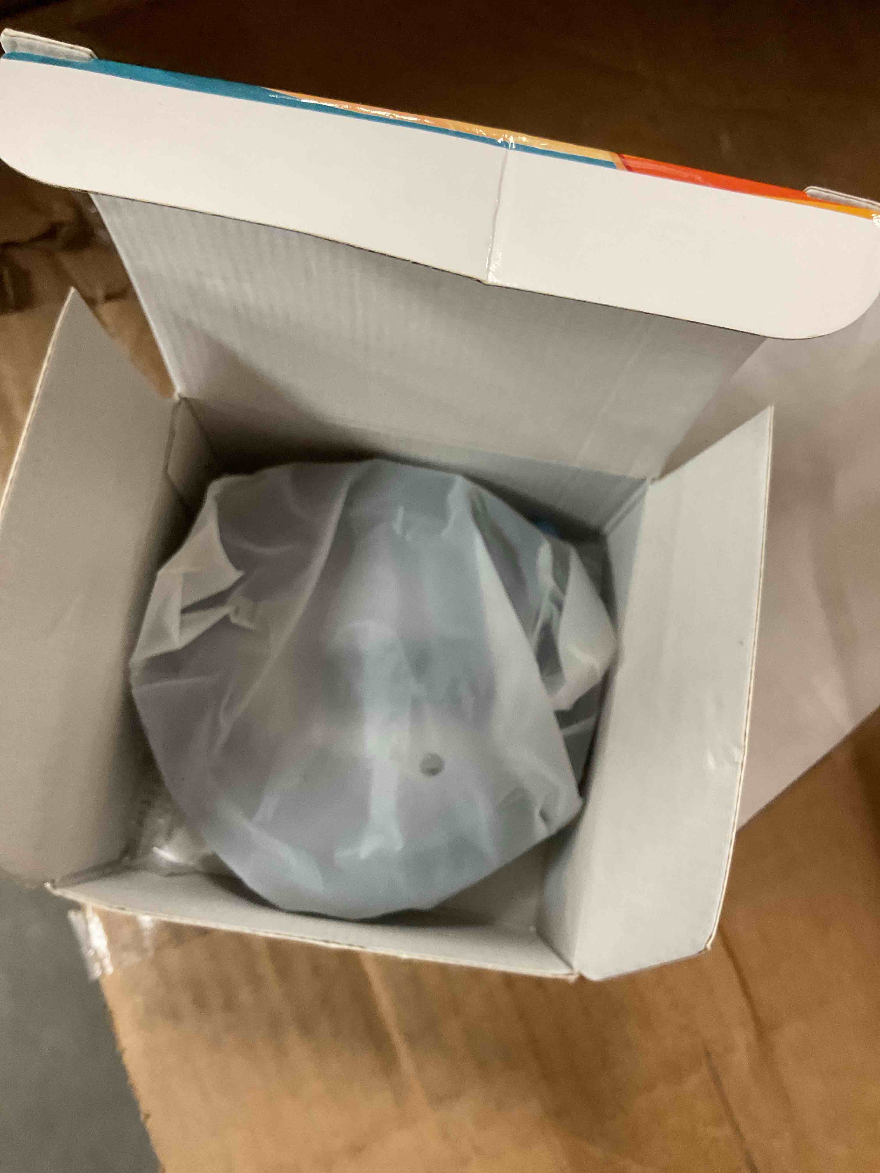 https://s3.amazonaws.com/lotting-images-prod/EmanualPiazza/RED6809425_1744299489405.jpeg