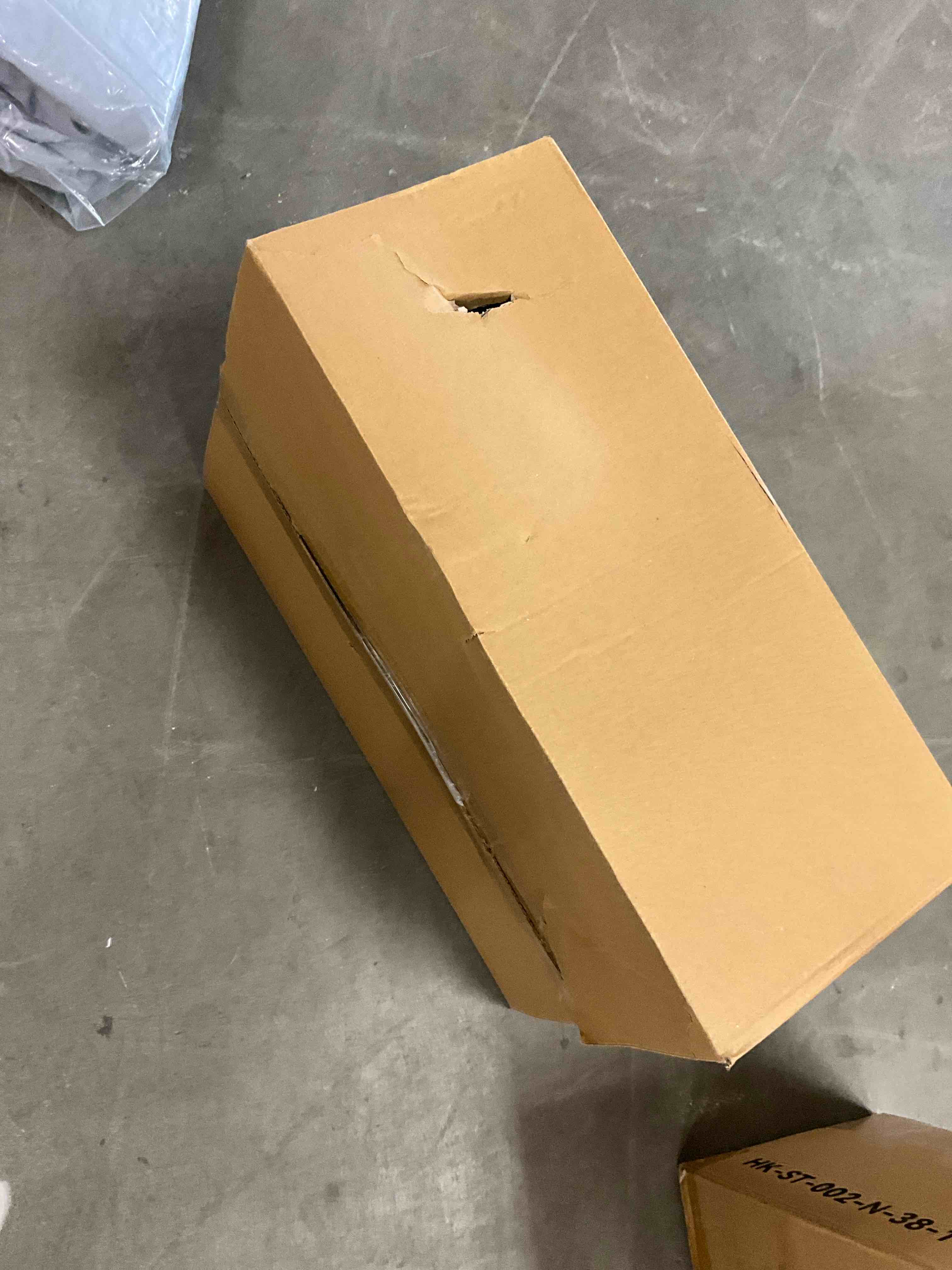 https://s3.amazonaws.com/lotting-images-prod/EmanualPiazza/RED6809468_1744471668731.jpeg