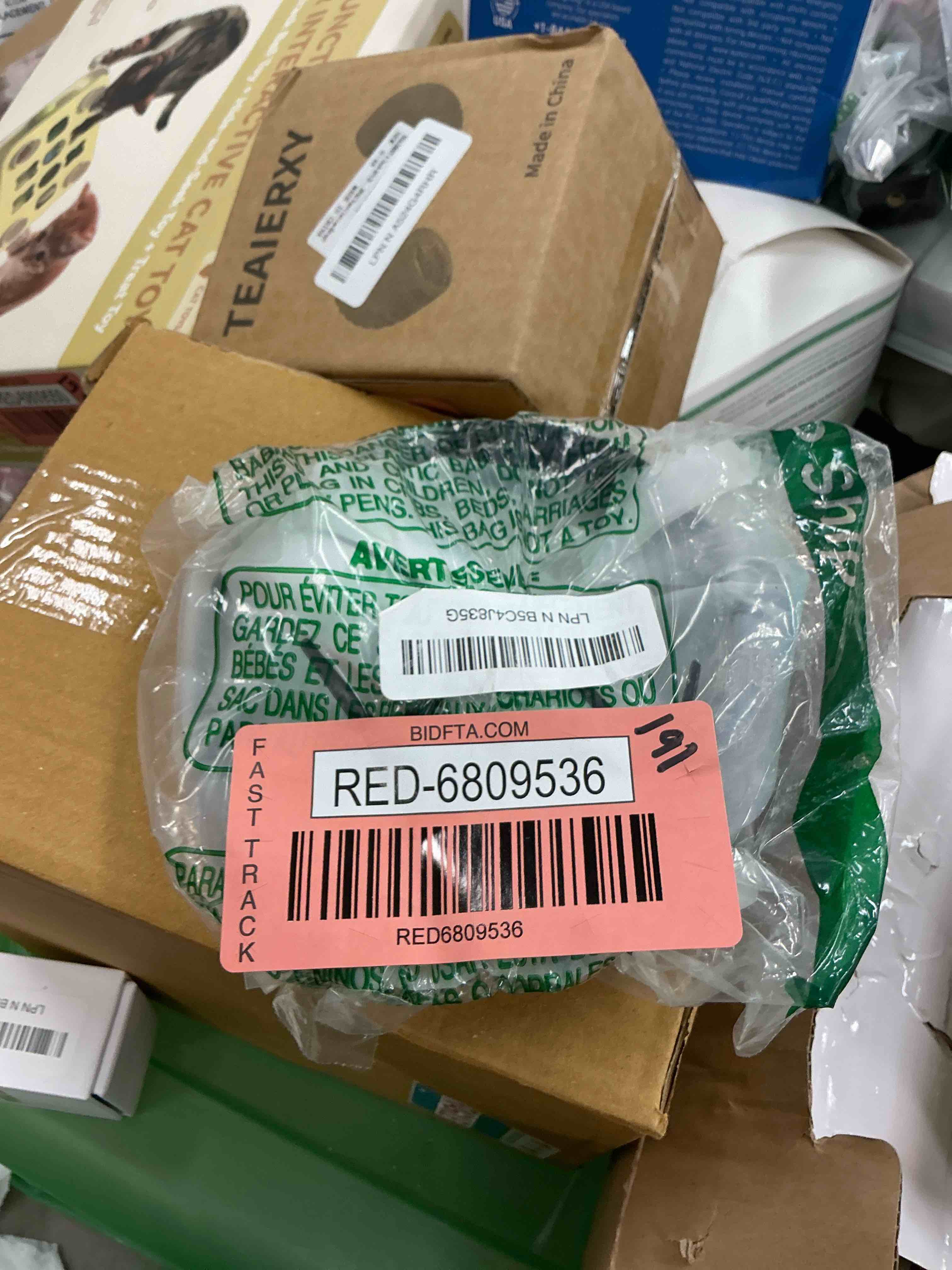 https://s3.amazonaws.com/lotting-images-prod/EmanualPiazza/RED6809536_1744646100800.jpeg