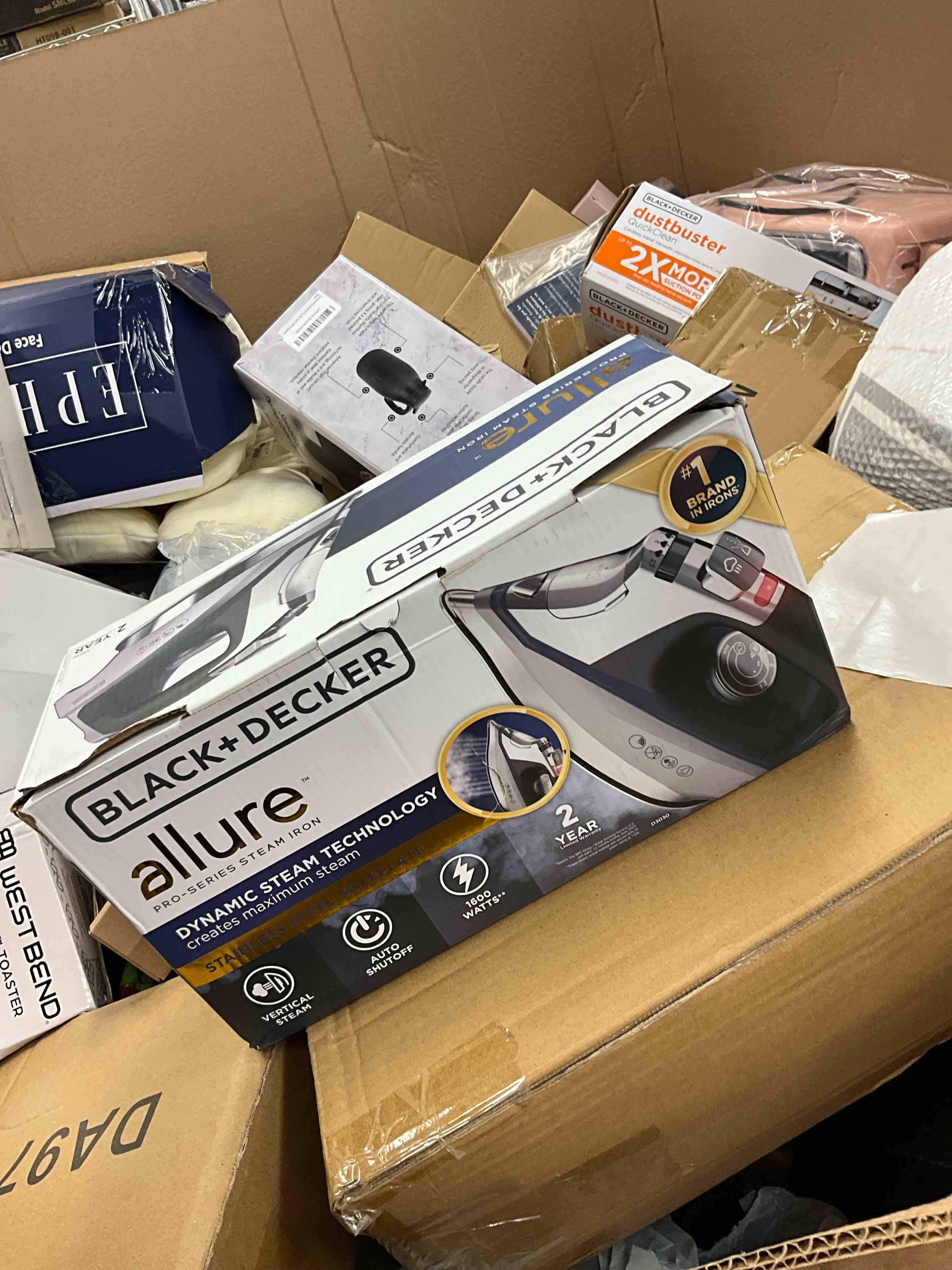 https://s3.amazonaws.com/lotting-images-prod/EmanualPiazza/RED6810285_1745503856182.jpeg