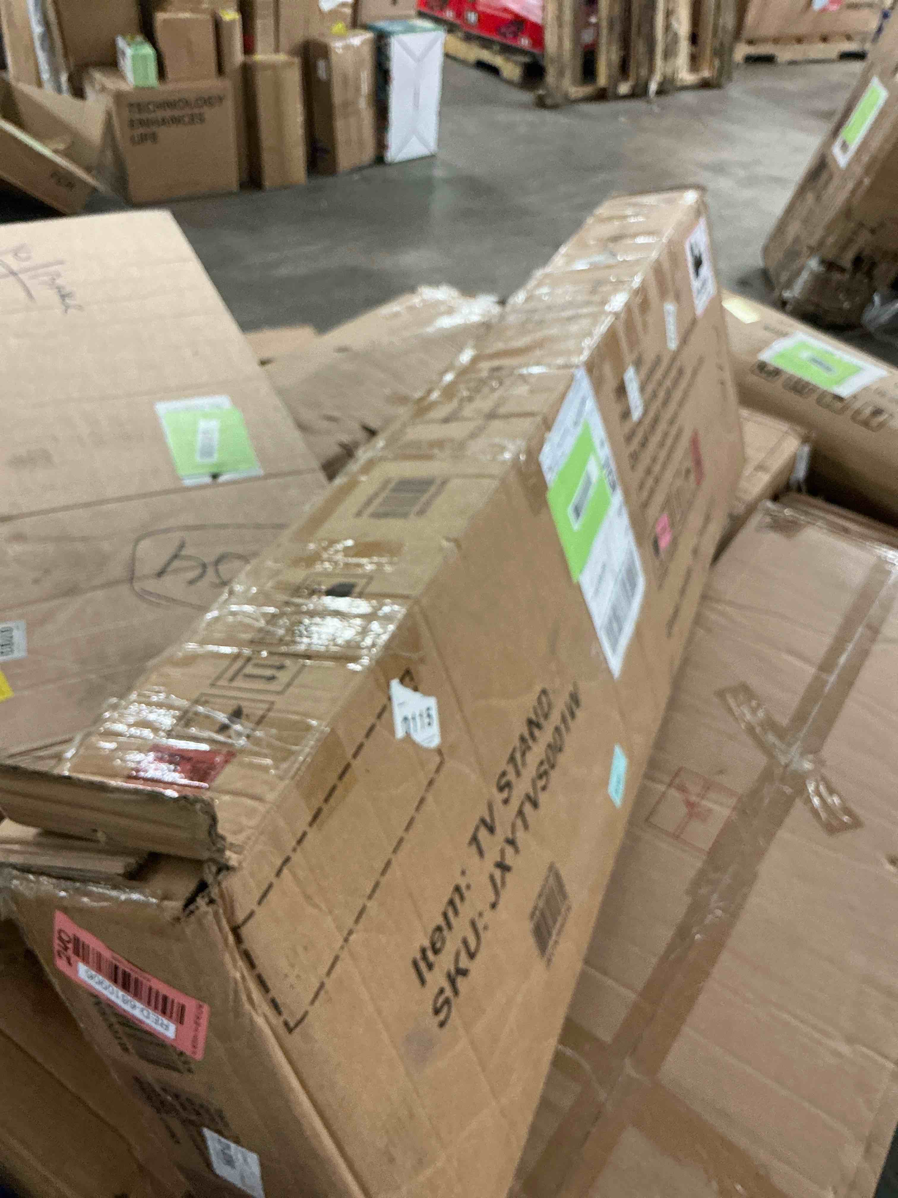 https://s3.amazonaws.com/lotting-images-prod/EmanualPiazza/RED6810906_1745614469418.jpeg