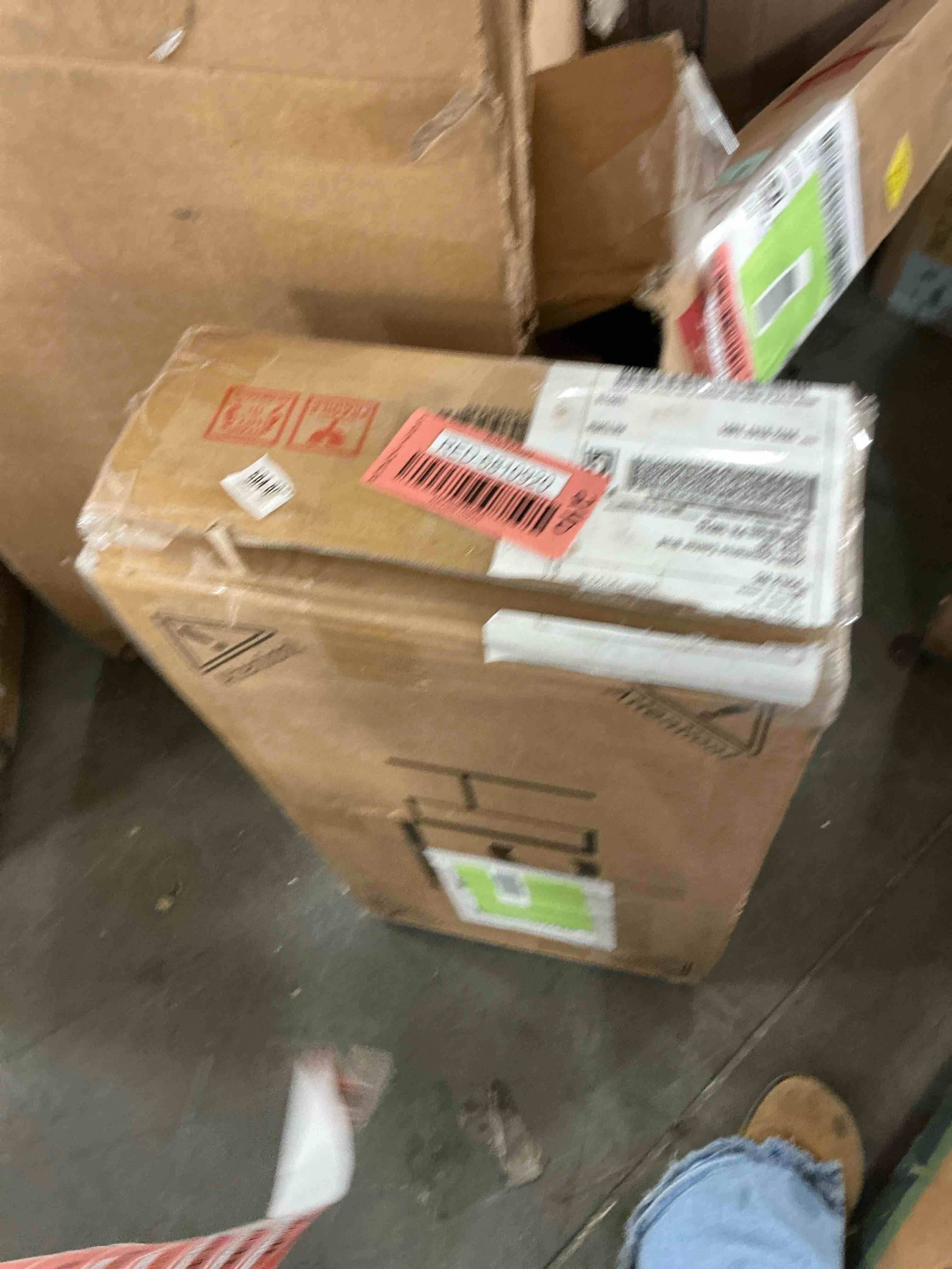 https://s3.amazonaws.com/lotting-images-prod/EmanualPiazza/RED6810920_1745613089392.jpeg
