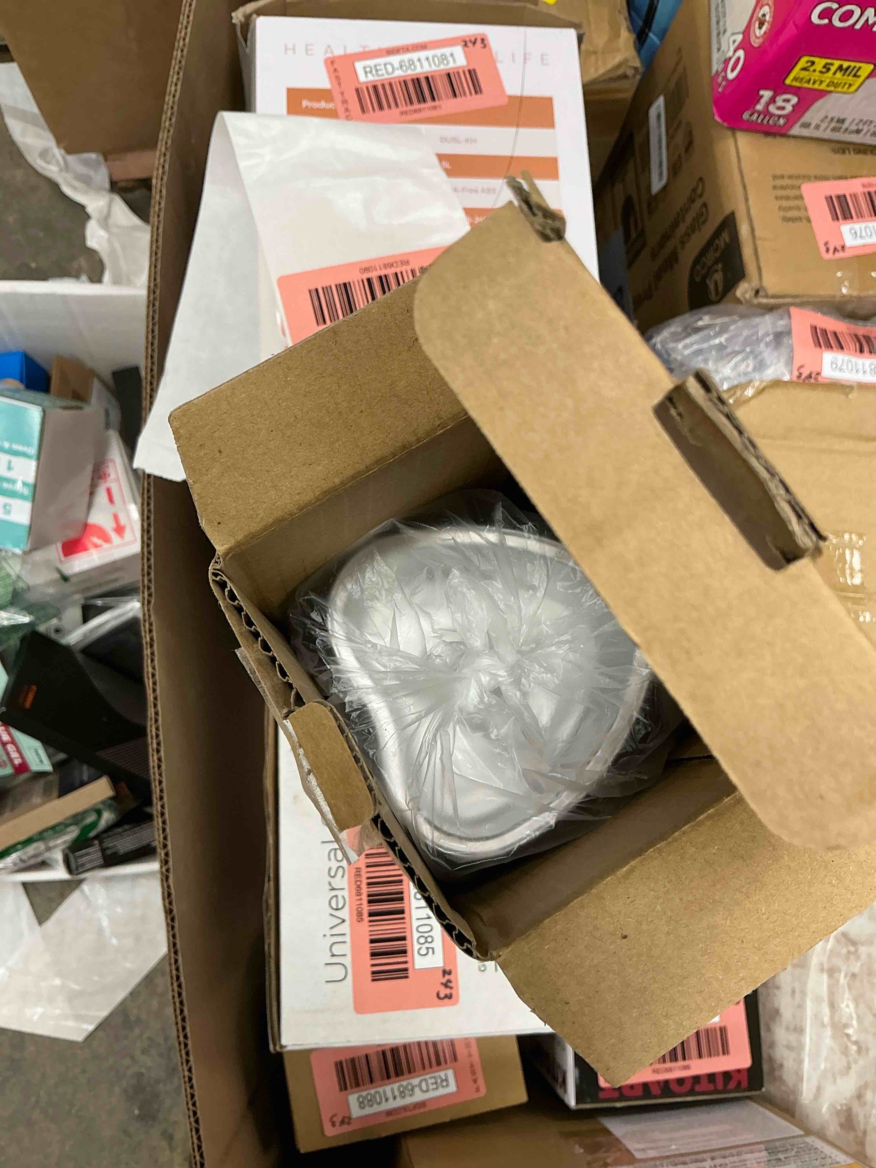 https://s3.amazonaws.com/lotting-images-prod/EmanualPiazza/RED6811090_1745682502598.jpeg