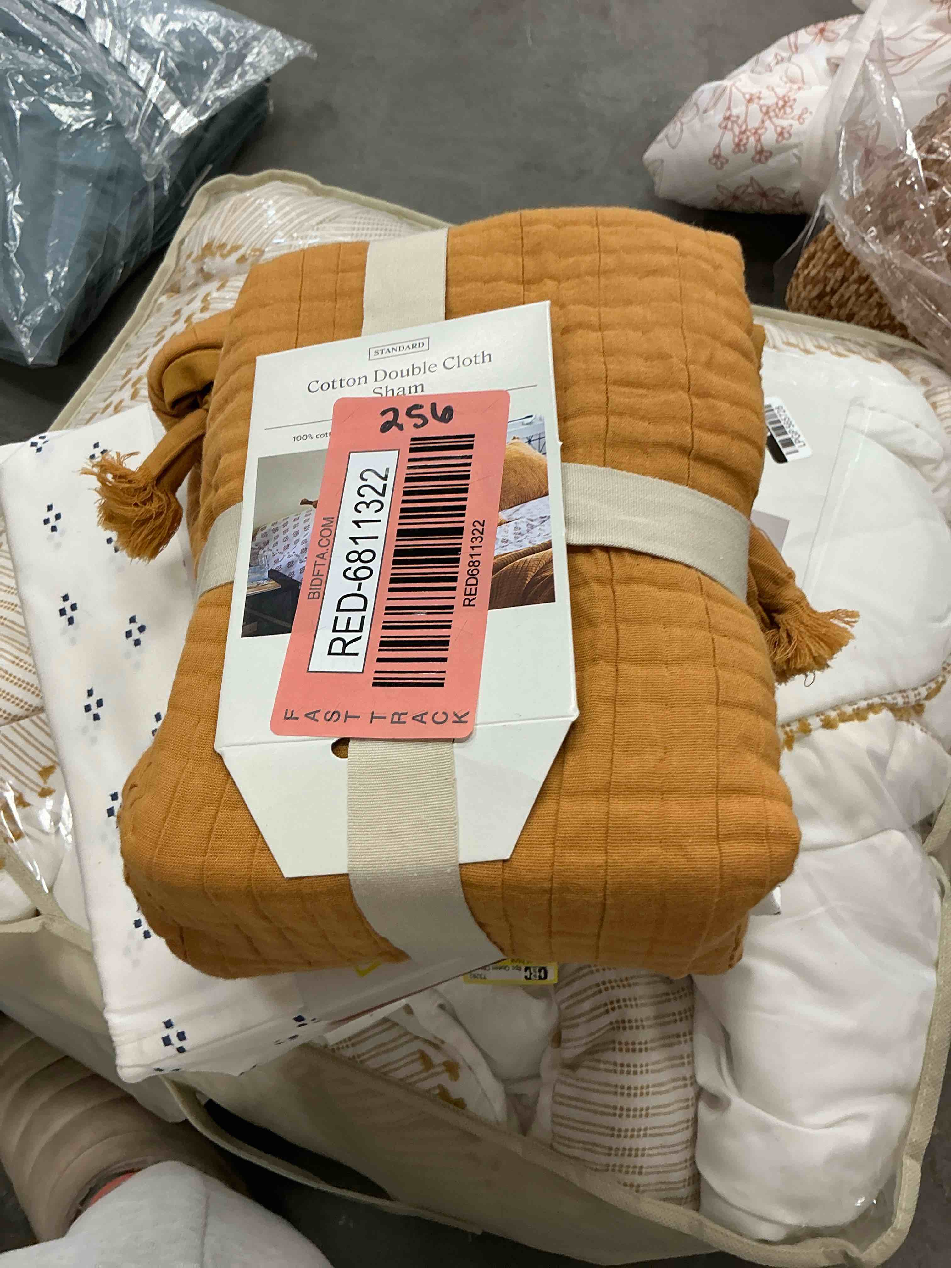 https://s3.amazonaws.com/lotting-images-prod/EmanualPiazza/RED6811322_1746028515788.jpeg
