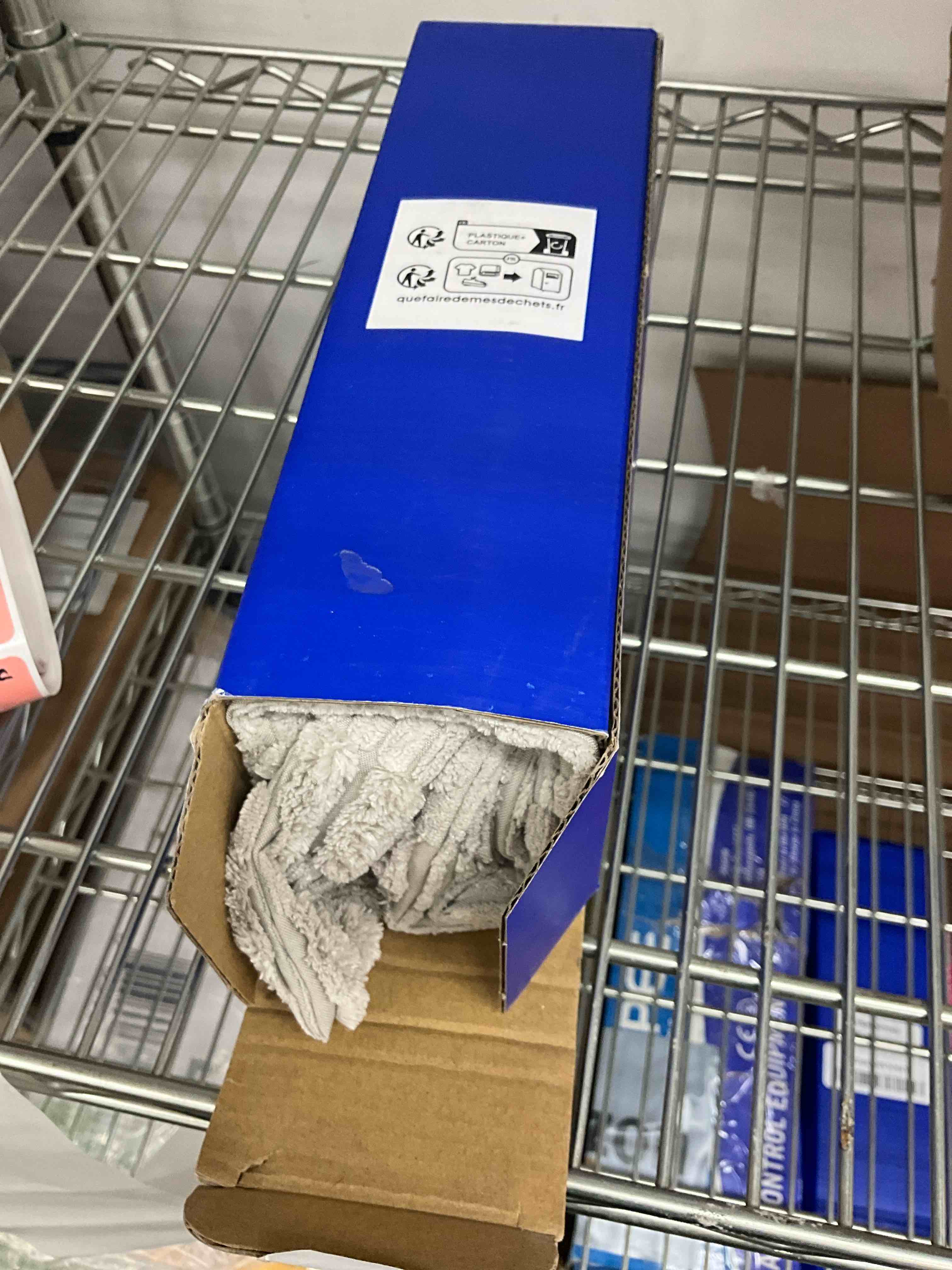 https://s3.amazonaws.com/lotting-images-prod/EmanualPiazza/RED6811410_1746109591044.jpeg