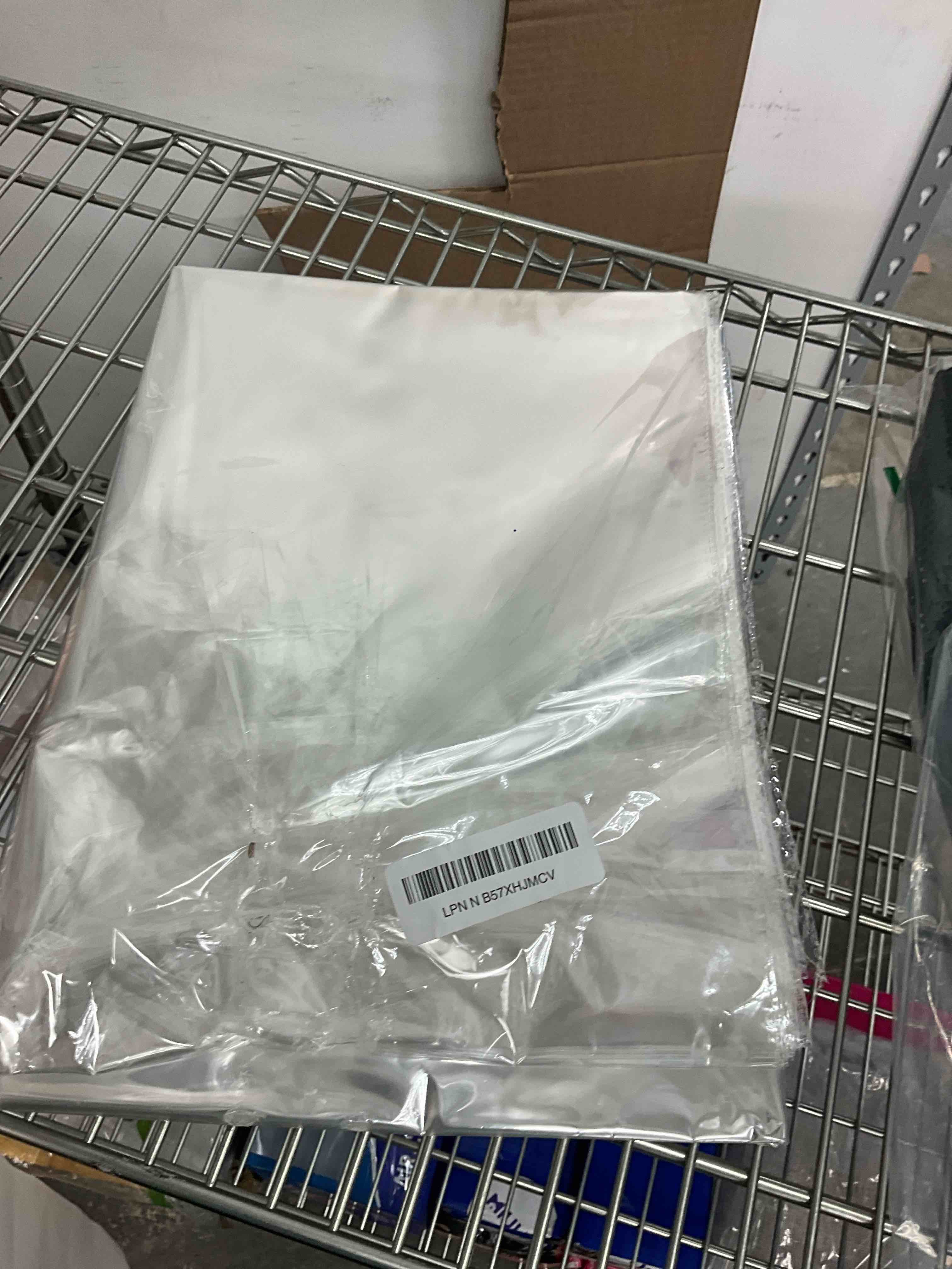 https://s3.amazonaws.com/lotting-images-prod/EmanualPiazza/RED6811419_1746110472603.jpeg