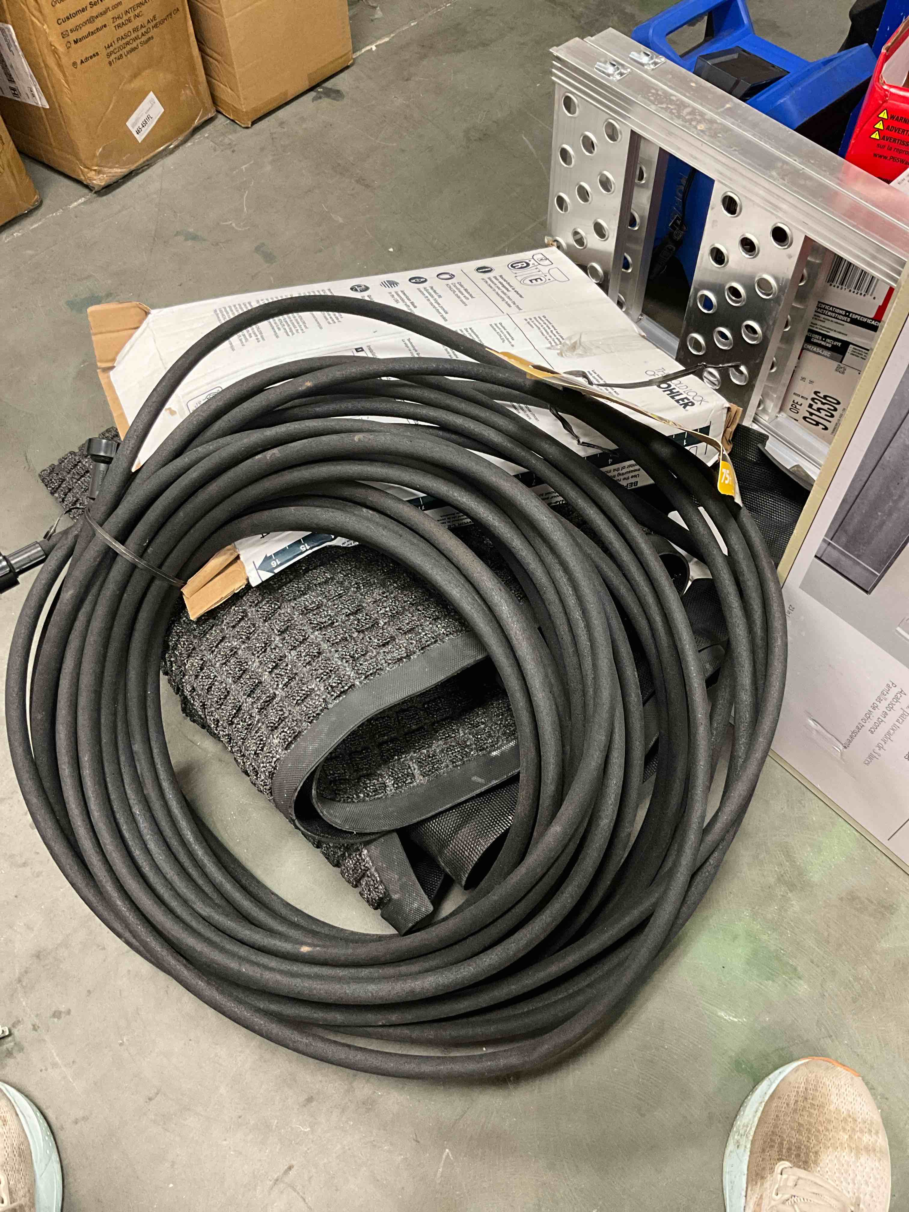 https://s3.amazonaws.com/lotting-images-prod/EmanualPiazza/RED6811659_1746547638454.jpeg