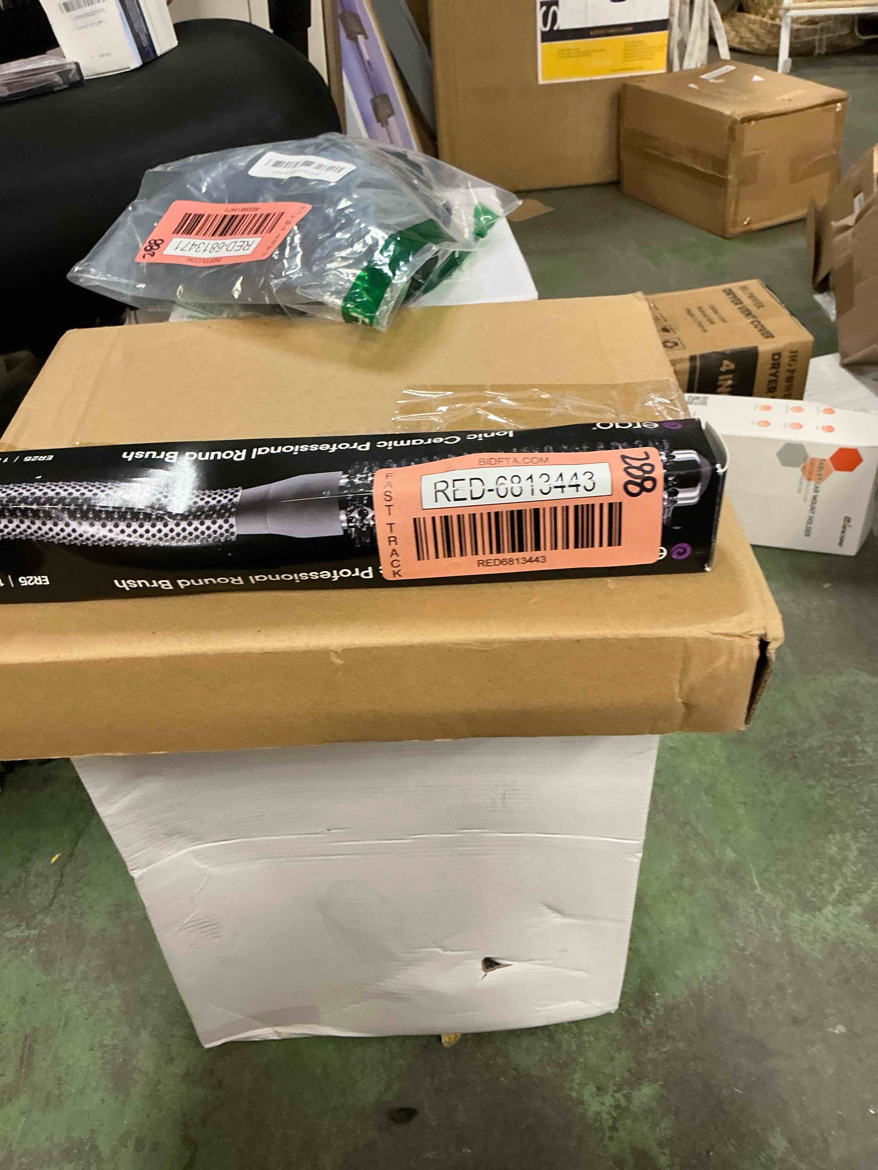 https://s3.amazonaws.com/lotting-images-prod/EmanualPiazza/RED6813443_1746649542367.jpeg