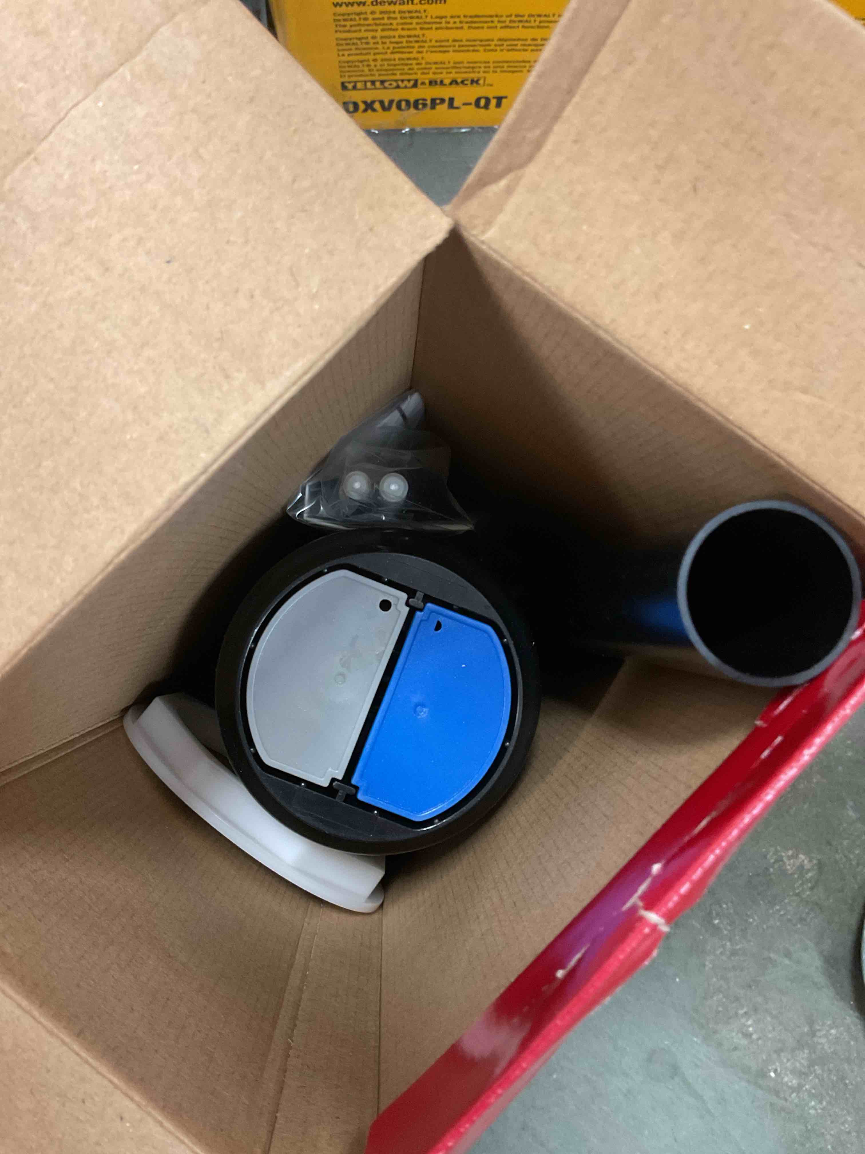 https://s3.amazonaws.com/lotting-images-prod/EmanualPiazza/RED6813980_1747320339790.jpeg