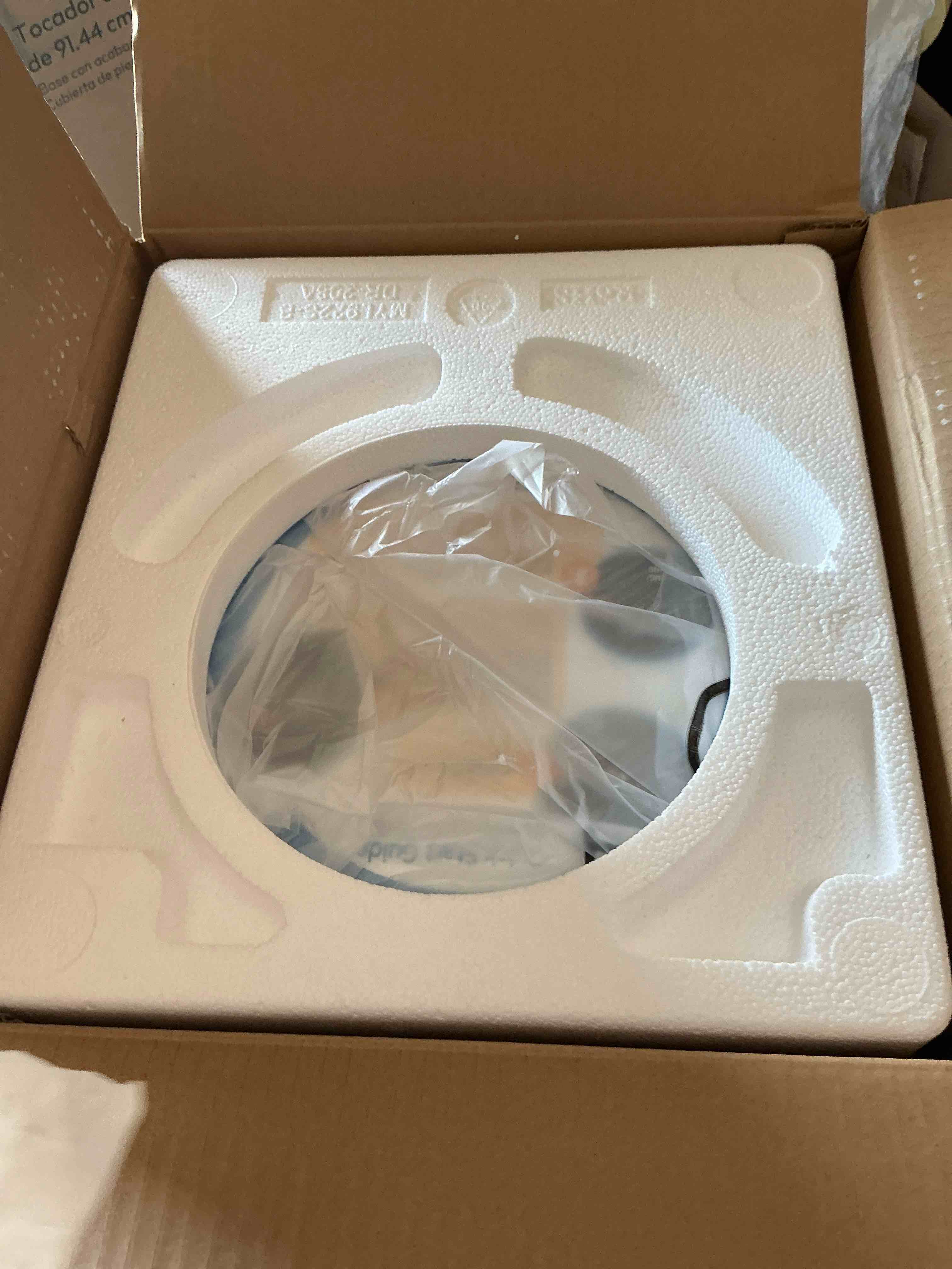 https://s3.amazonaws.com/lotting-images-prod/EmanualPiazza/RED6815561_1751130049739.jpeg