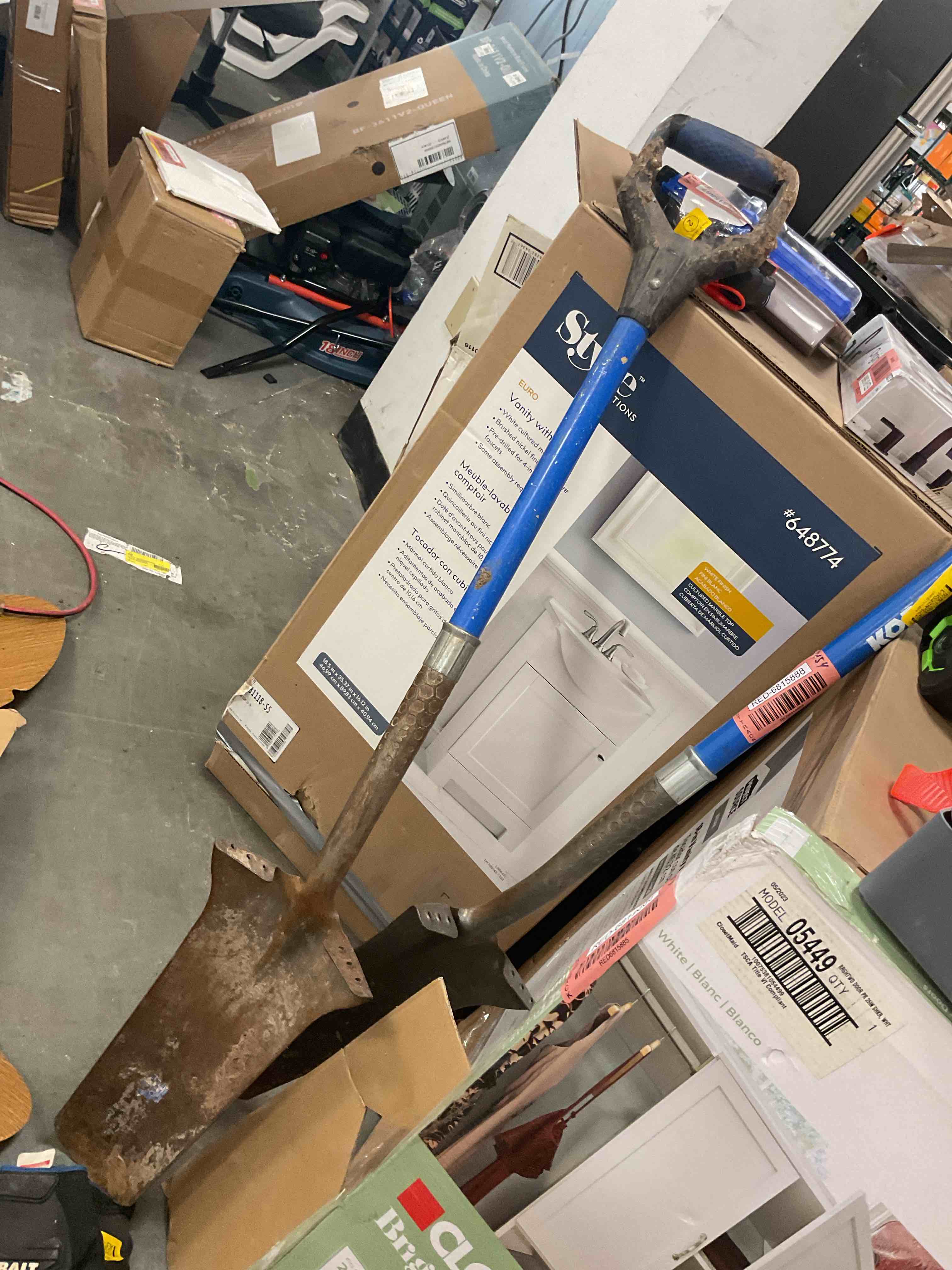 https://s3.amazonaws.com/lotting-images-prod/EmanualPiazza/RED6815889_1749581376496.jpeg