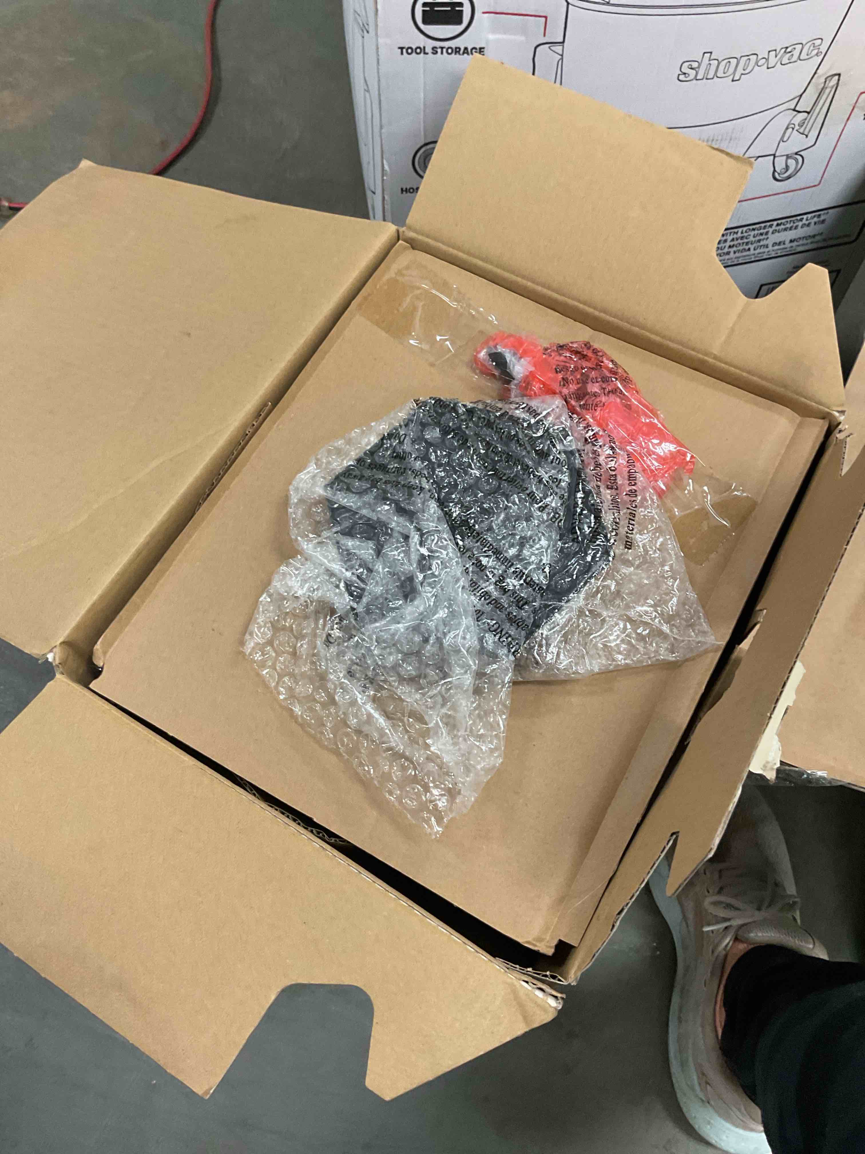https://s3.amazonaws.com/lotting-images-prod/EmanualPiazza/RED6815905_1749583344097.jpeg
