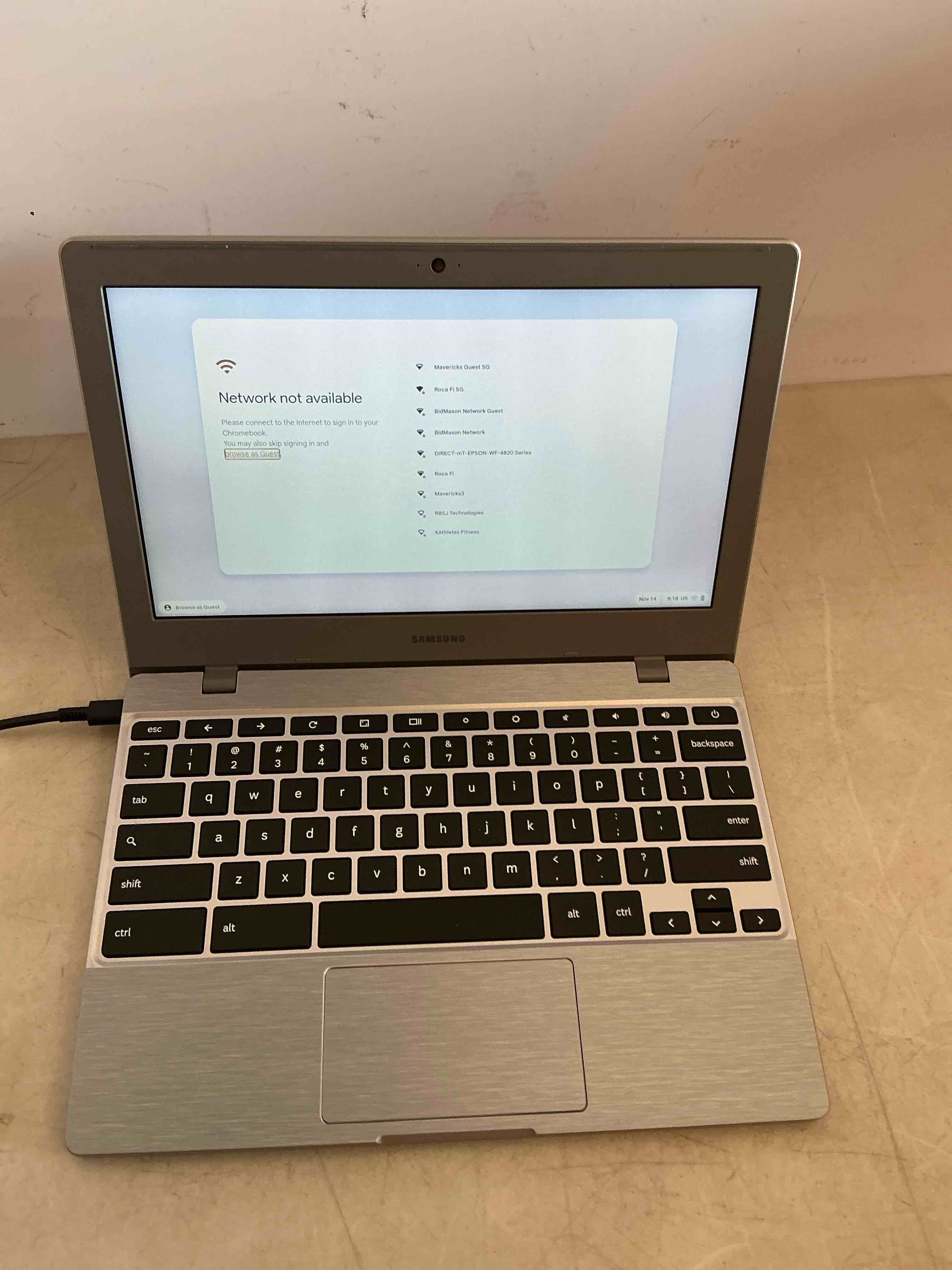 https://s3.amazonaws.com/lotting-images-prod/EmanualPiazza/RED6816496_1758231111932.jpeg