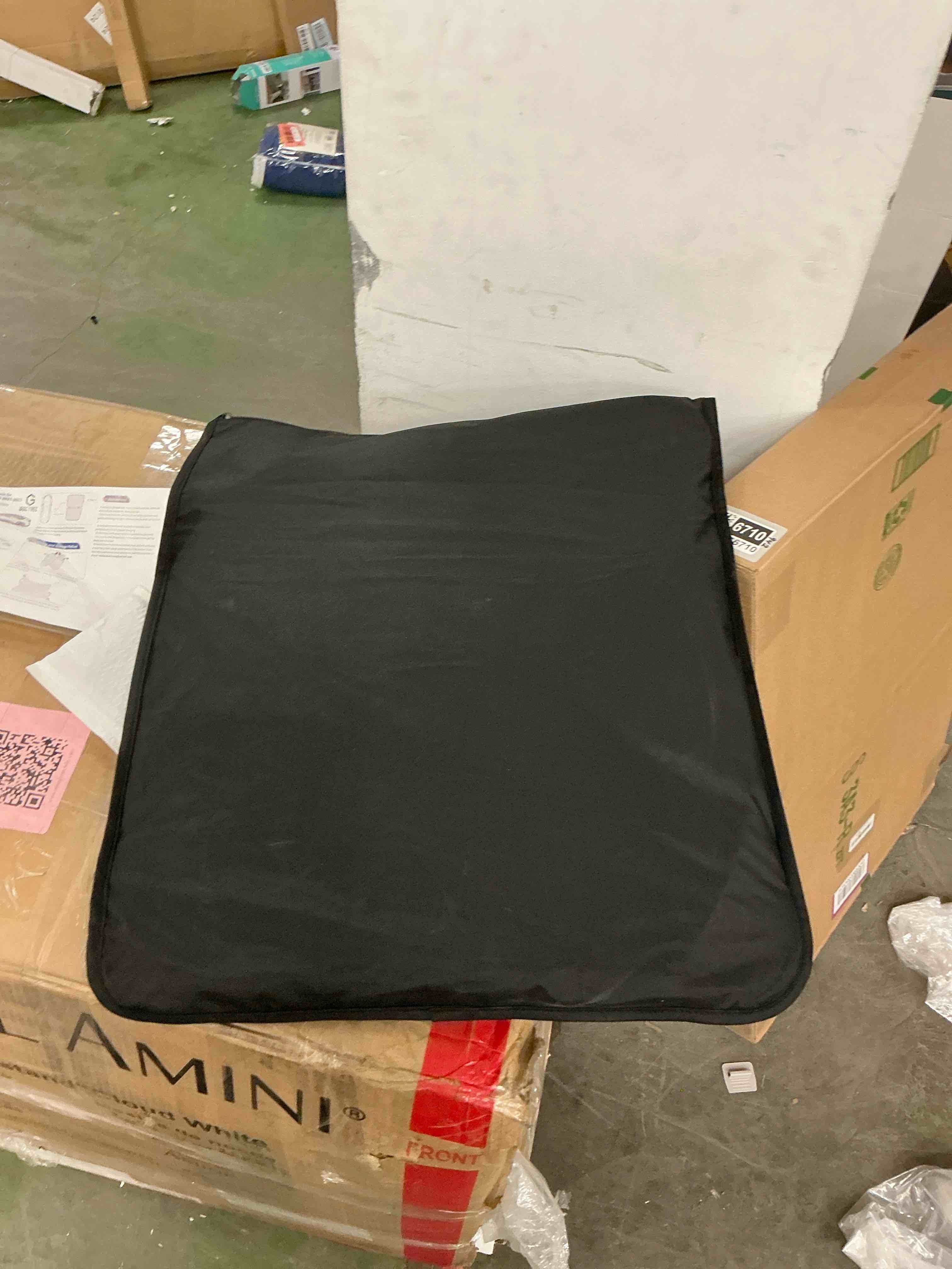https://s3.amazonaws.com/lotting-images-prod/EmanualPiazza/RED6816800_1759162056096.jpeg