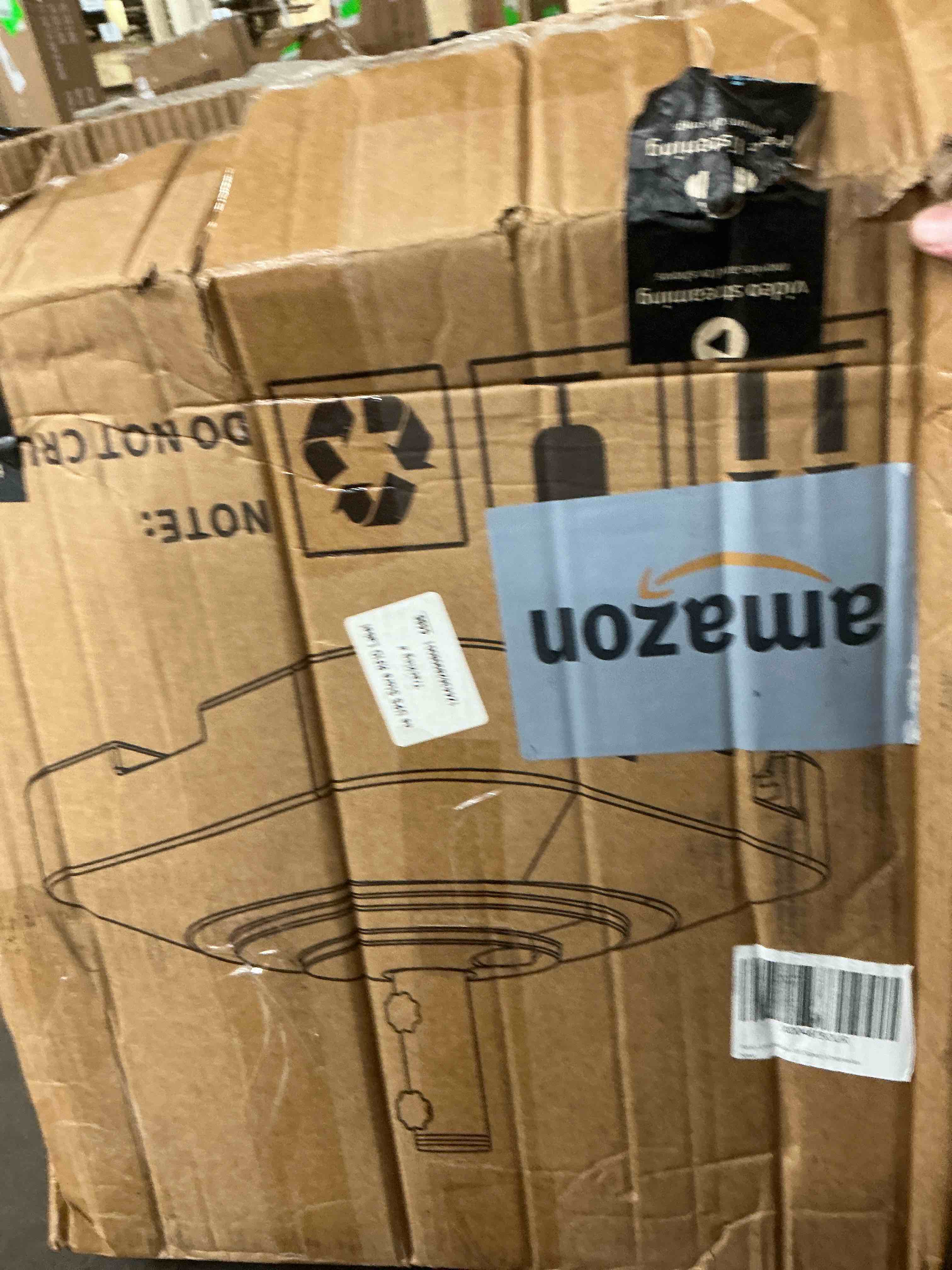 https://s3.amazonaws.com/lotting-images-prod/EmanualPiazza/TEA0324016_1776704438205.jpeg