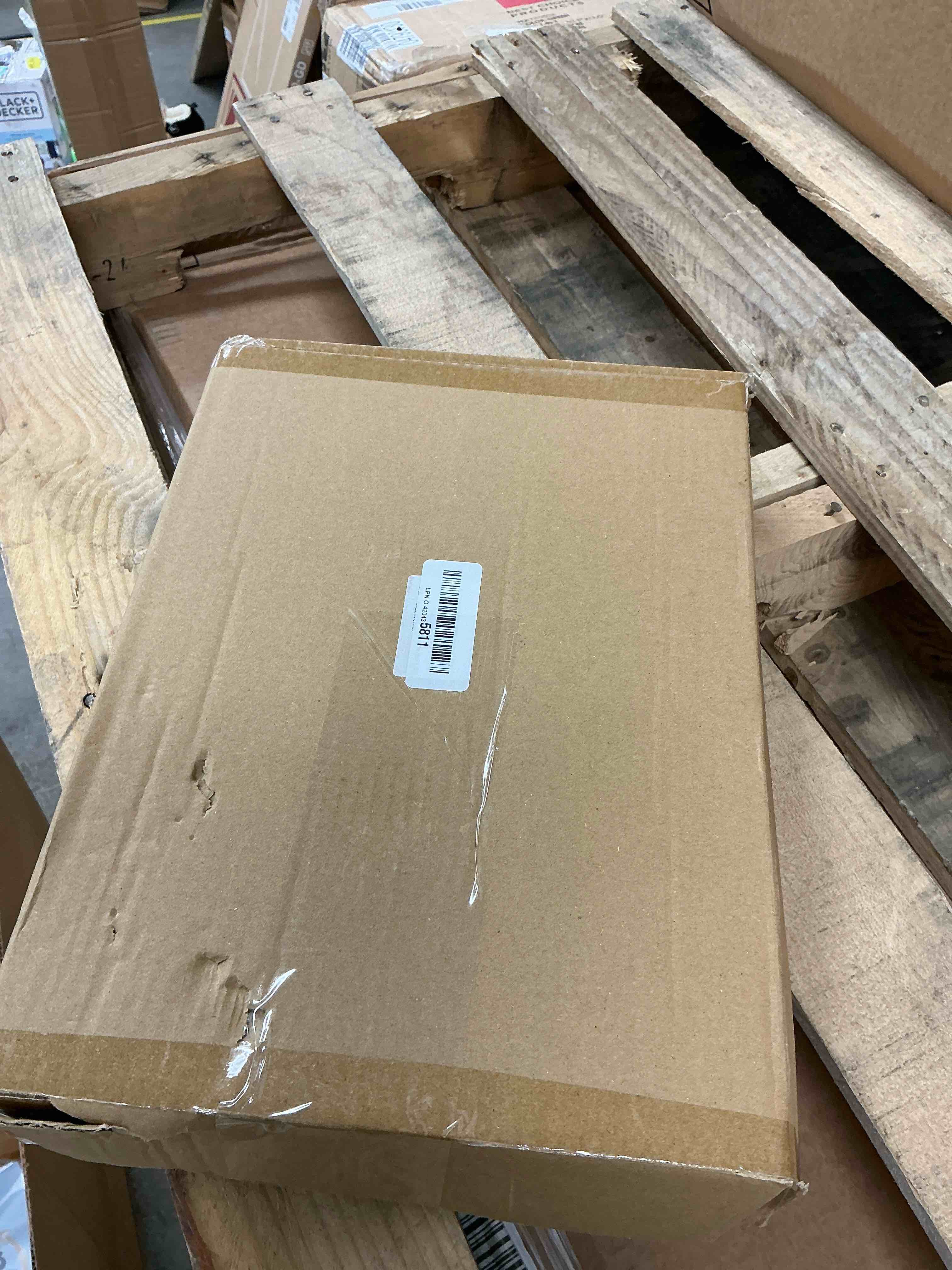 Condition photo showing Good Condition for Acrylic Sign Holder 8.5X11 Double Sided Clear Display Stand, Gold Plastic Display Stand for Home Office Shop Restaurant (4pcs) 8.5X11-4 Pack