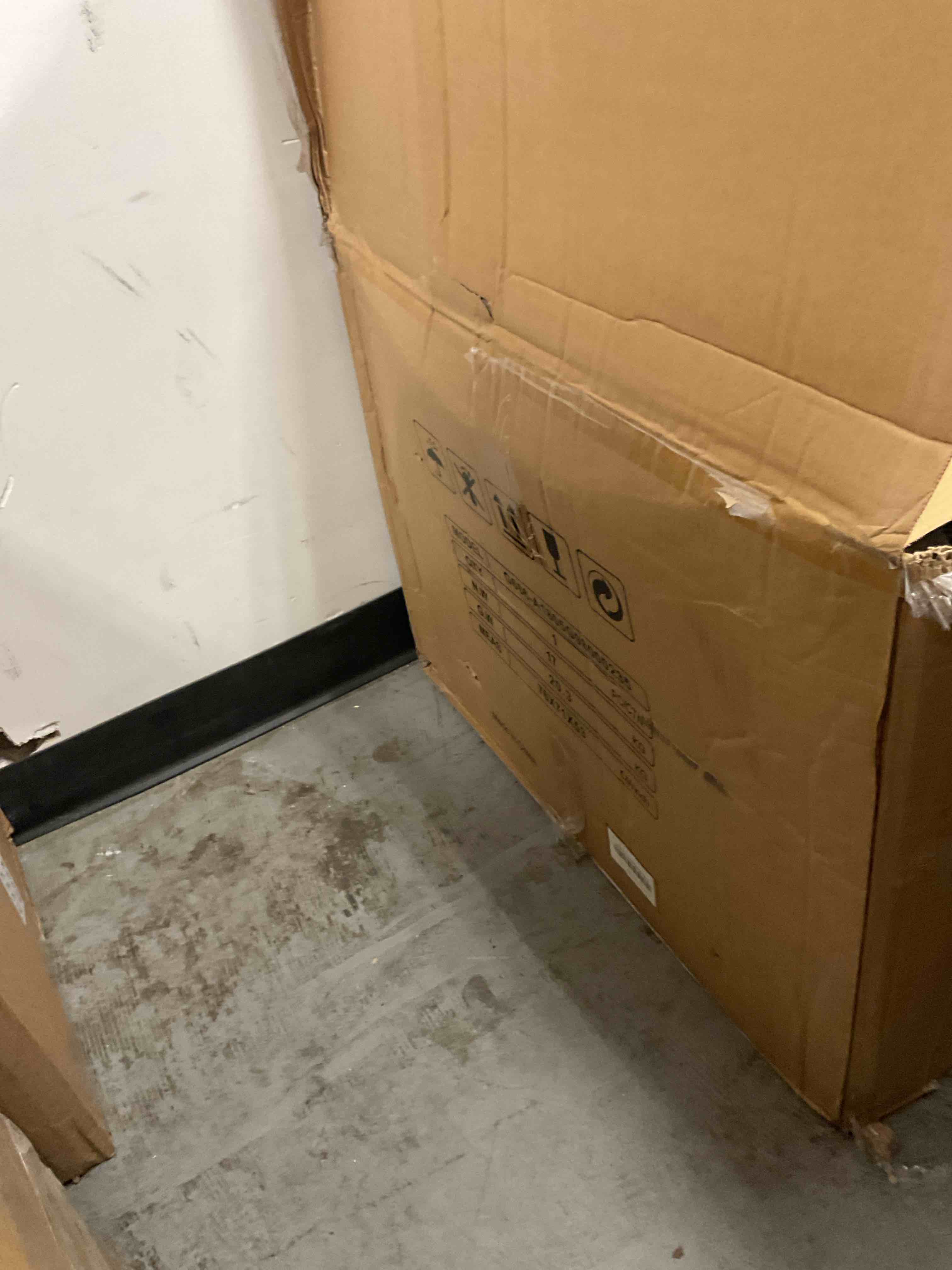 https://s3.amazonaws.com/lotting-images-prod/EmanualPiazza/TEA3572655_1751027364315.jpeg