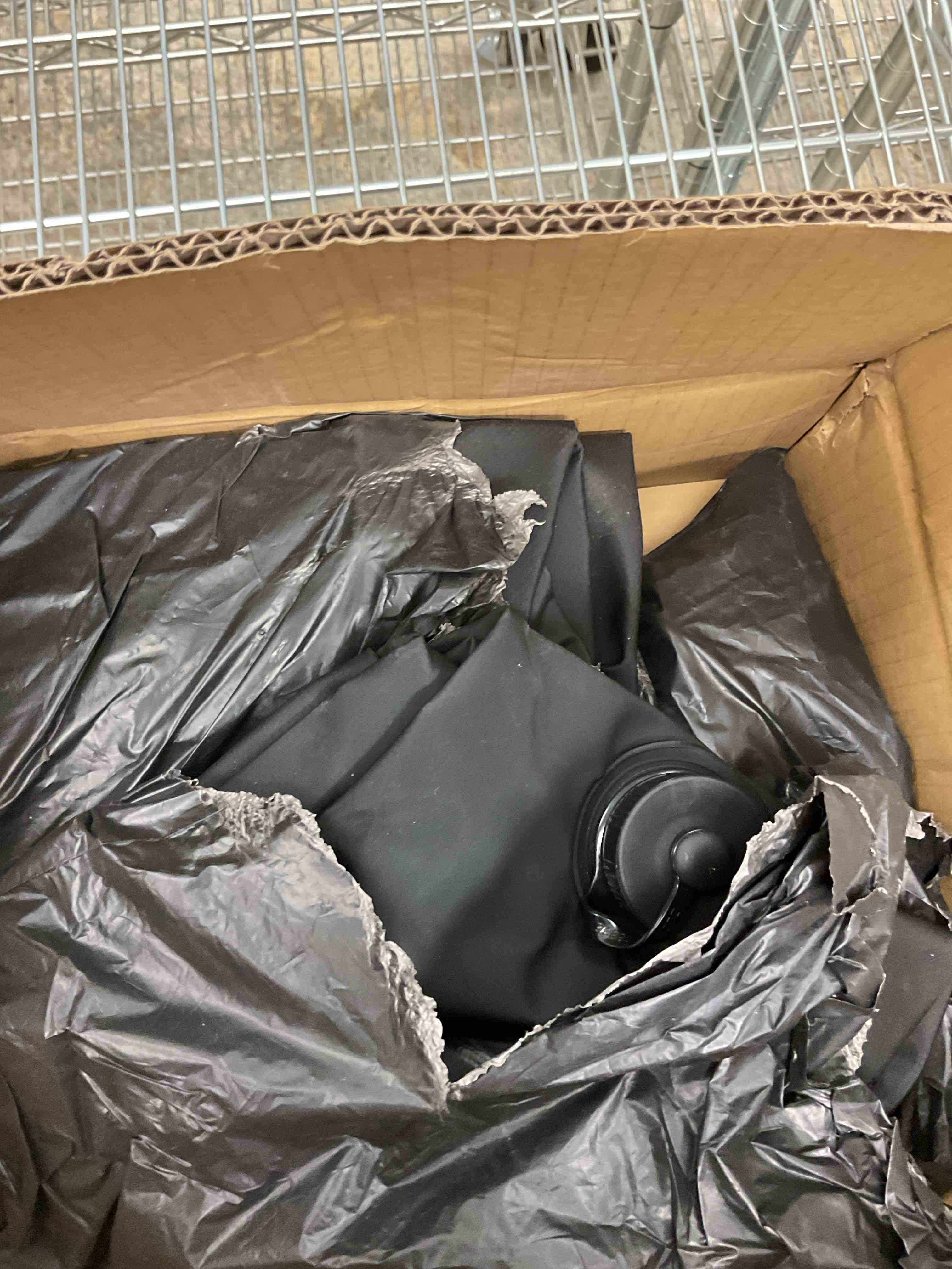 https://s3.amazonaws.com/lotting-images-prod/EmanualPiazza/TEA3572774_1751120721091.jpeg