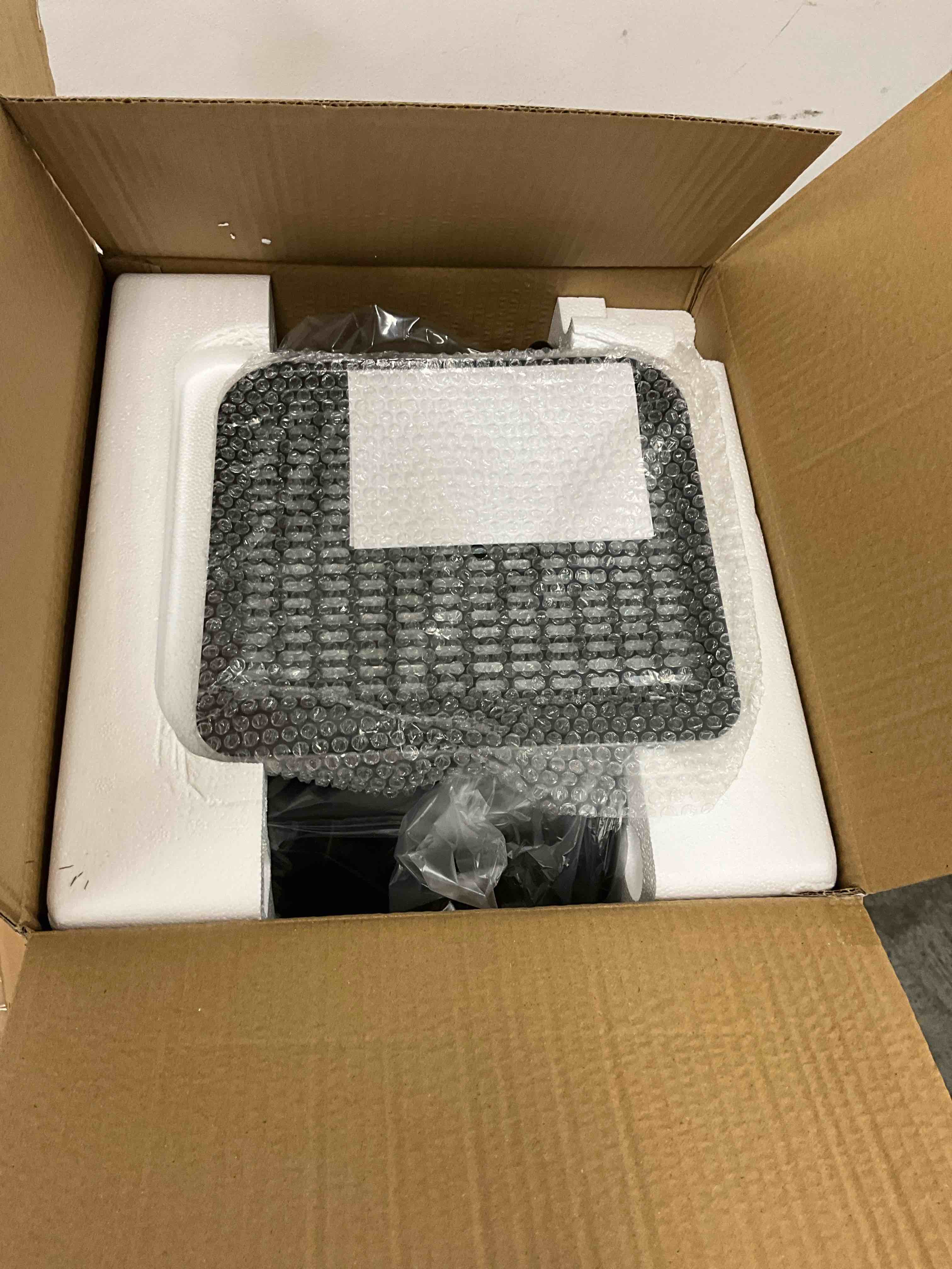https://s3.amazonaws.com/lotting-images-prod/EmanualPiazza/TEA3572956_1751556766658.jpeg