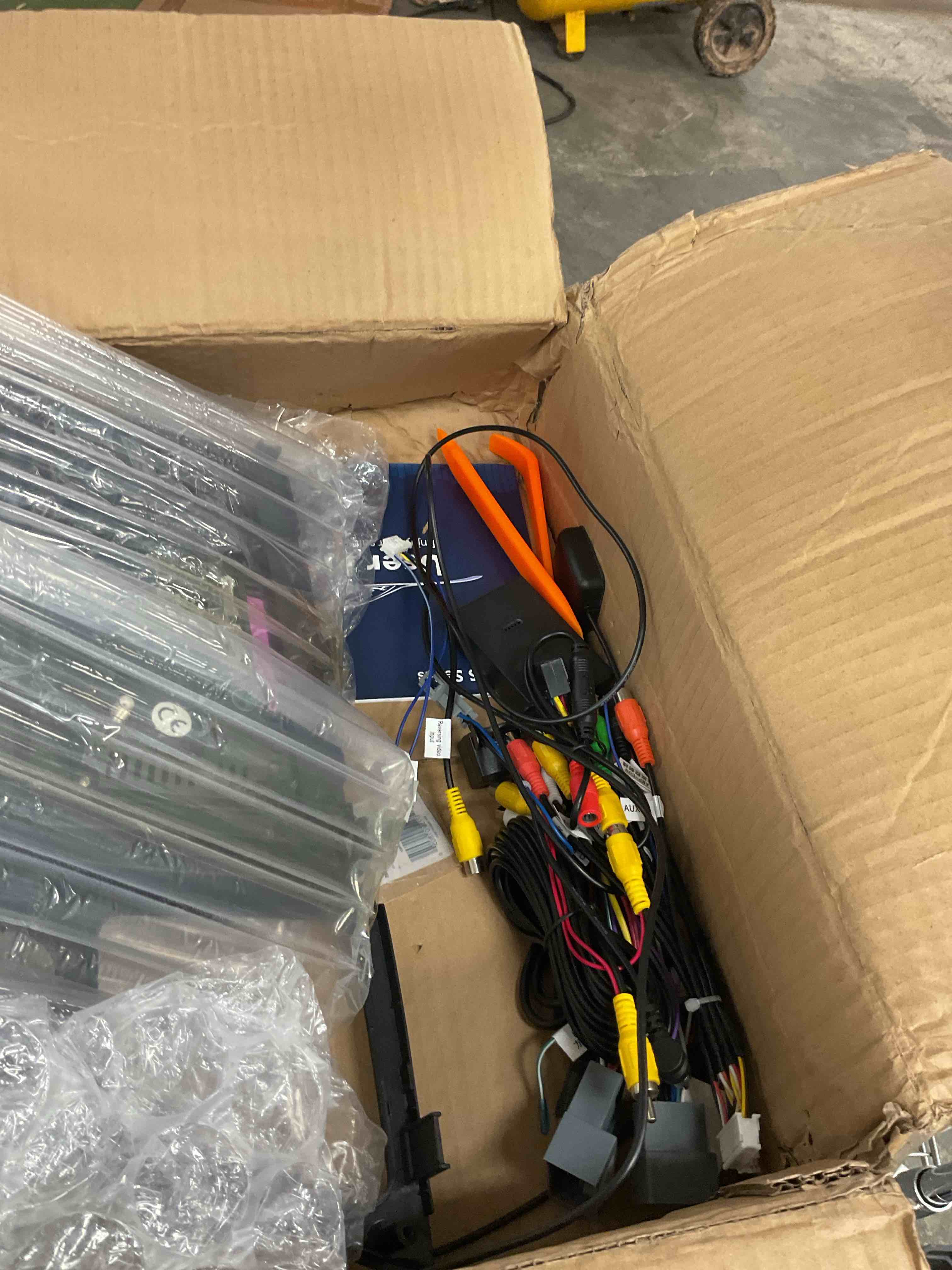 https://s3.amazonaws.com/lotting-images-prod/EmanualPiazza/TEA3573174_1752000717490.jpeg