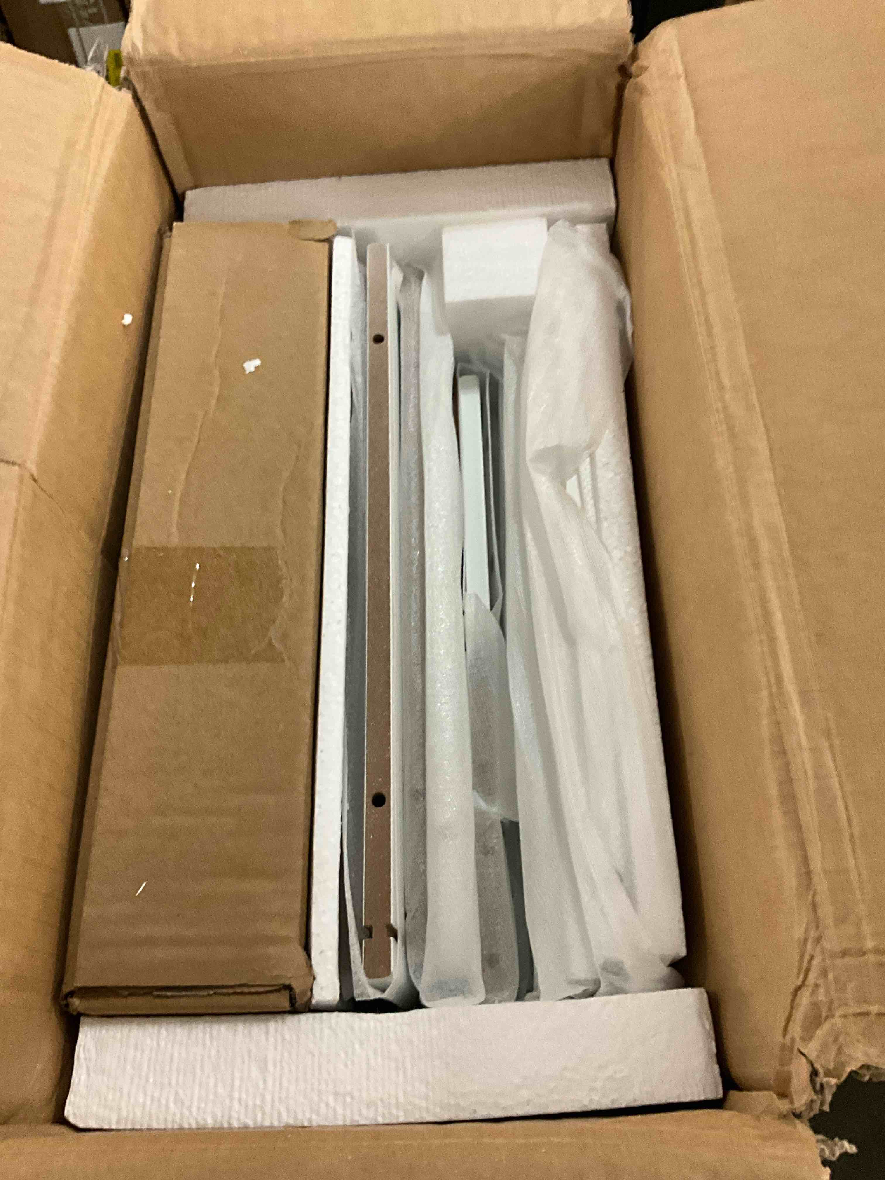 https://s3.amazonaws.com/lotting-images-prod/EmanualPiazza/TEA3573432_1752177366273.jpeg