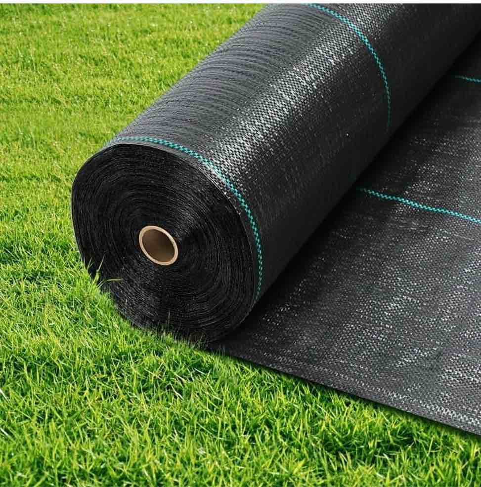 Osoeri Heavy-Duty Weed Barrier Fabric, UV Protection, Water Permeable Ground Cover, 6' x 300'