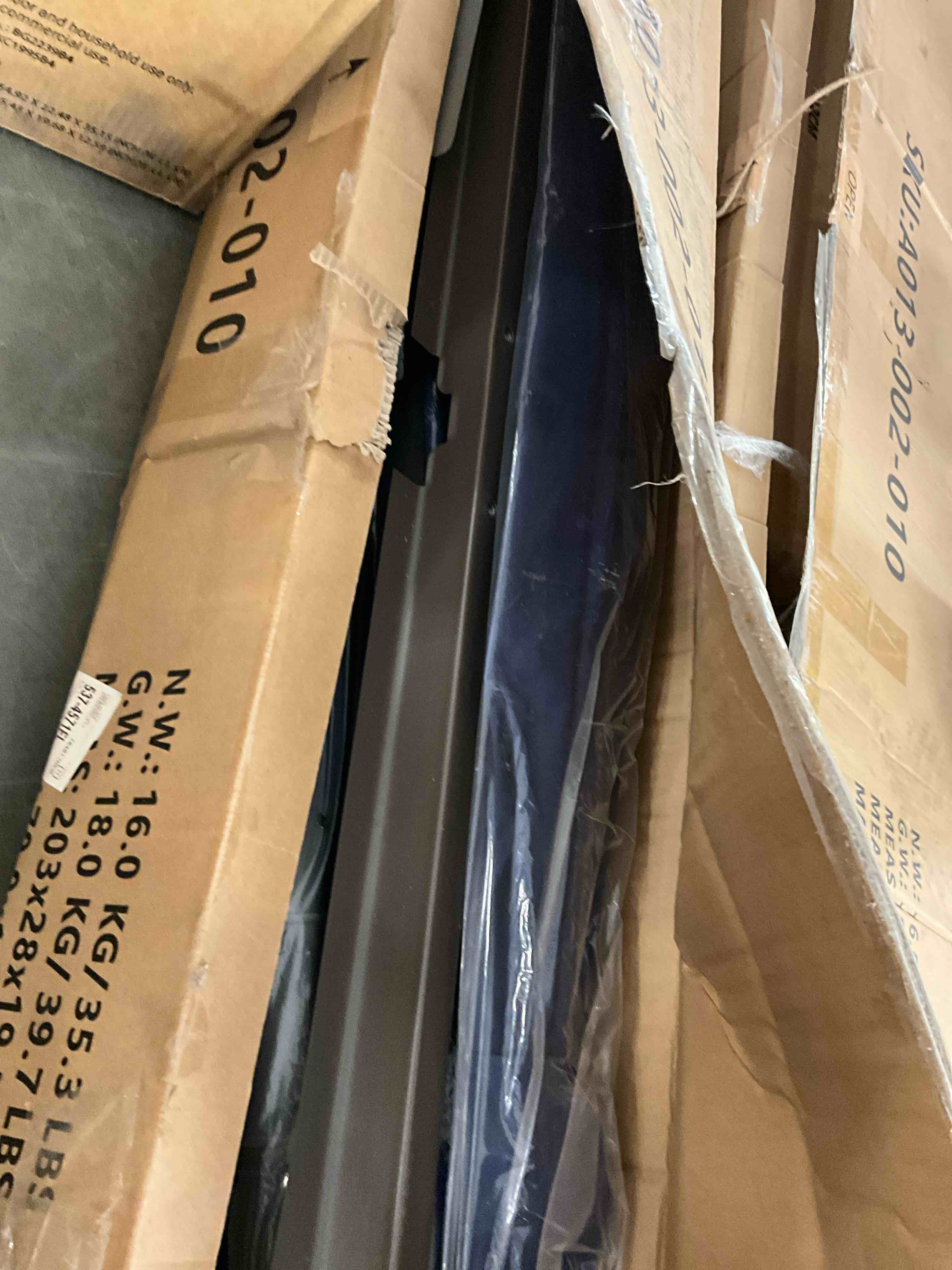 https://s3.amazonaws.com/lotting-images-prod/EmanualPiazza/TEA3573502_1752249163784.jpeg