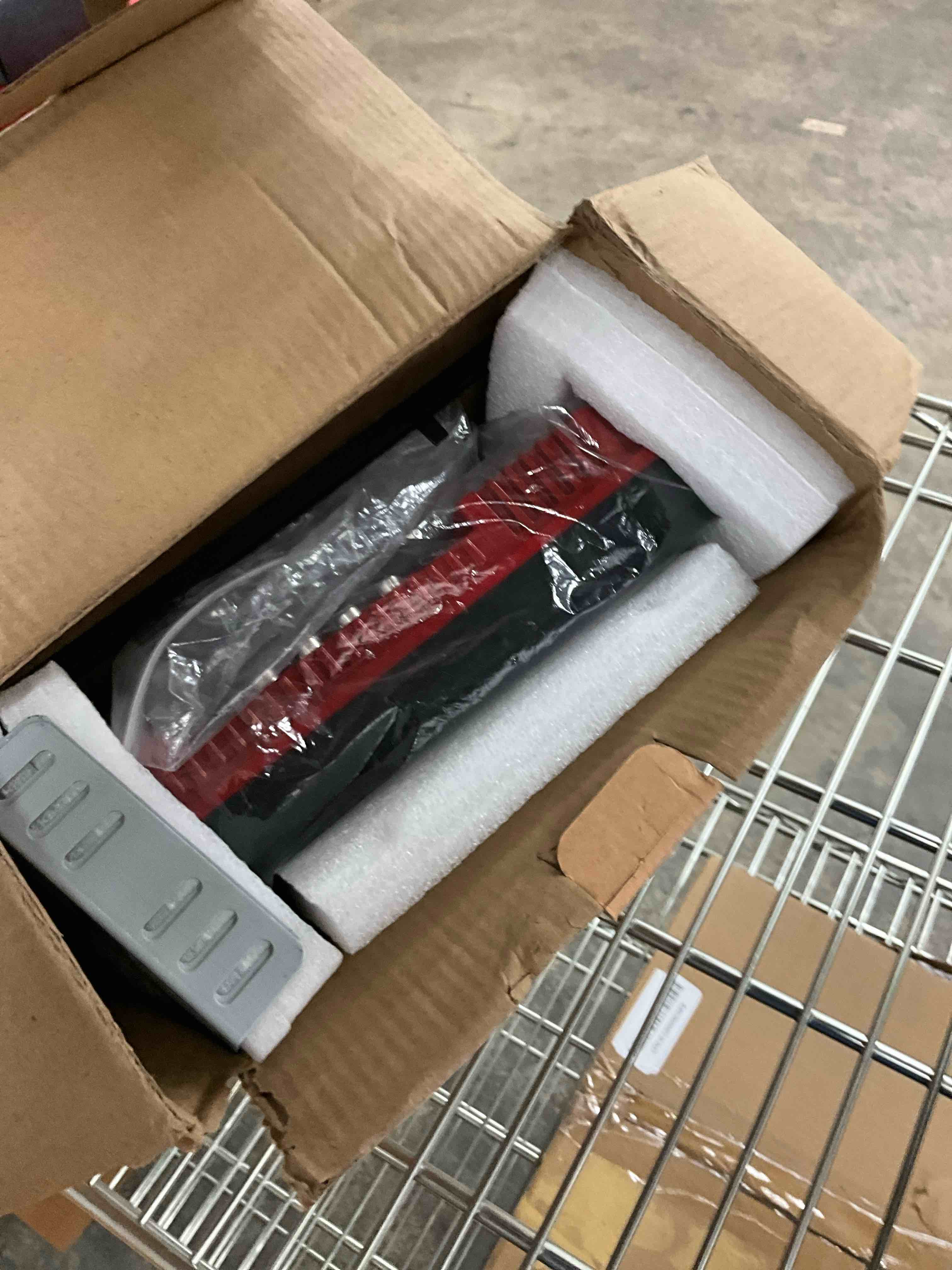https://s3.amazonaws.com/lotting-images-prod/EmanualPiazza/TEA3573642_1752504831868.jpeg