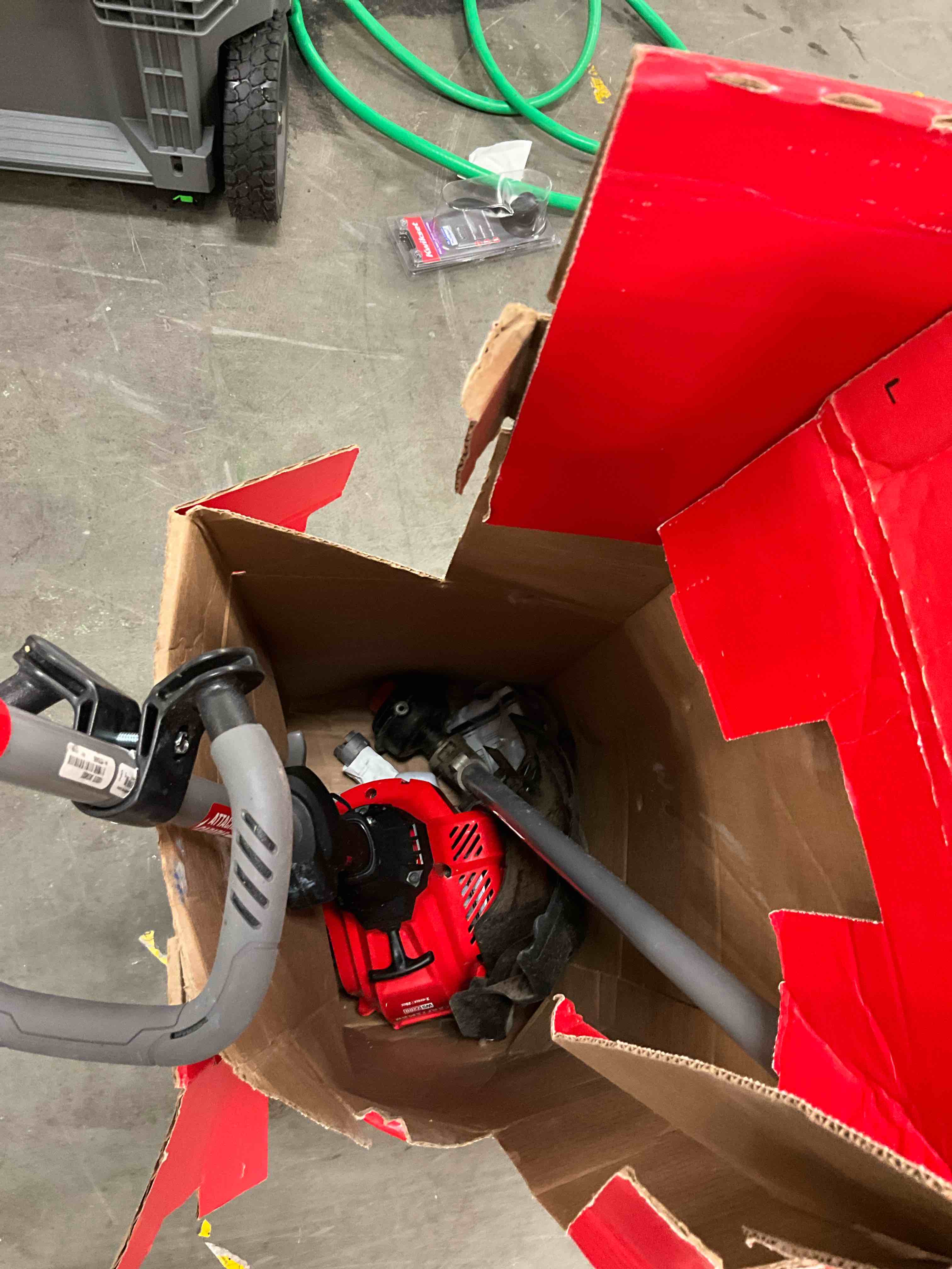 https://s3.amazonaws.com/lotting-images-prod/EmanualPiazza/TEA3573900_1752679434271.jpeg