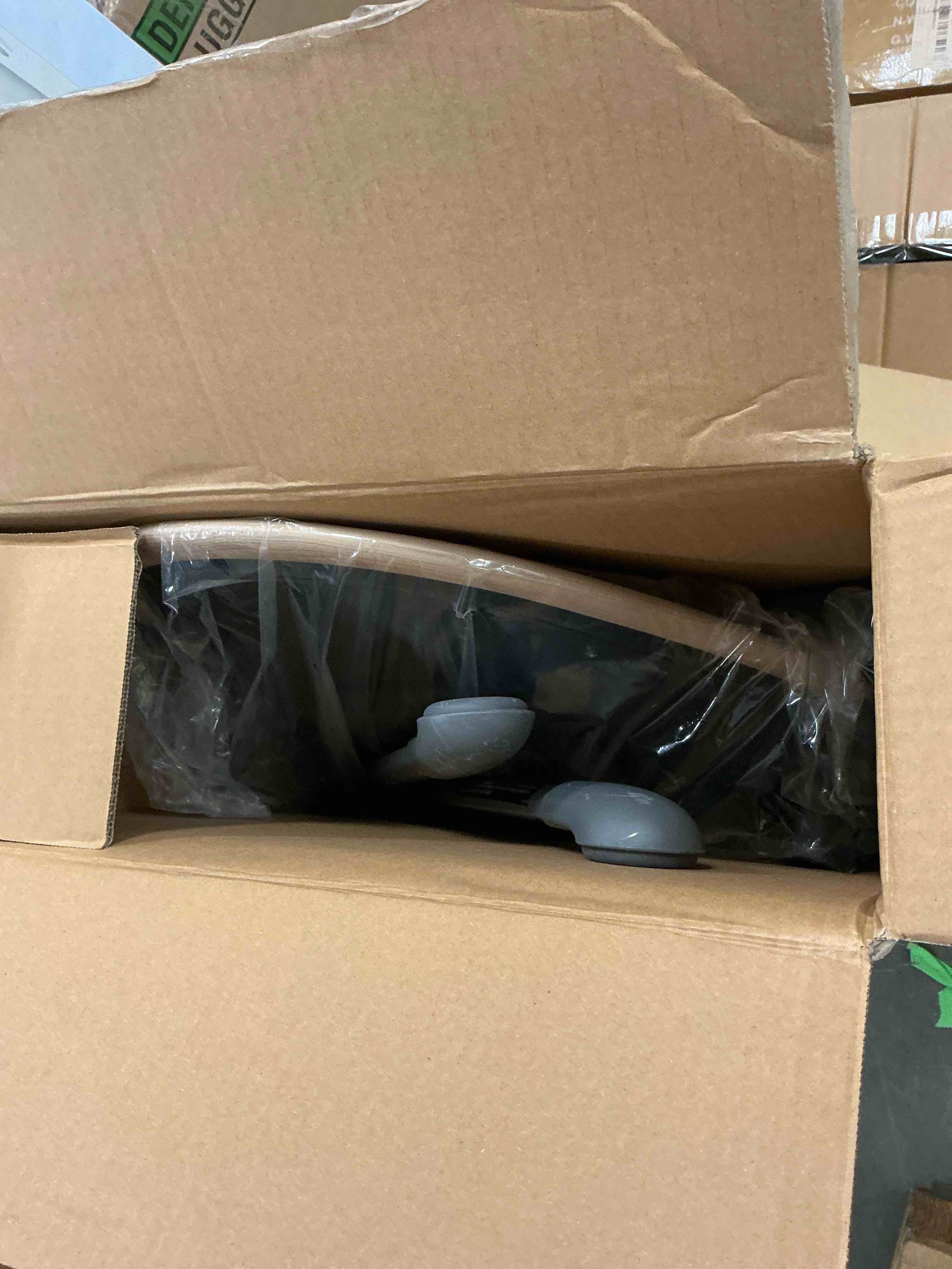 https://s3.amazonaws.com/lotting-images-prod/EmanualPiazza/TEA3574206_1753190665628.jpeg