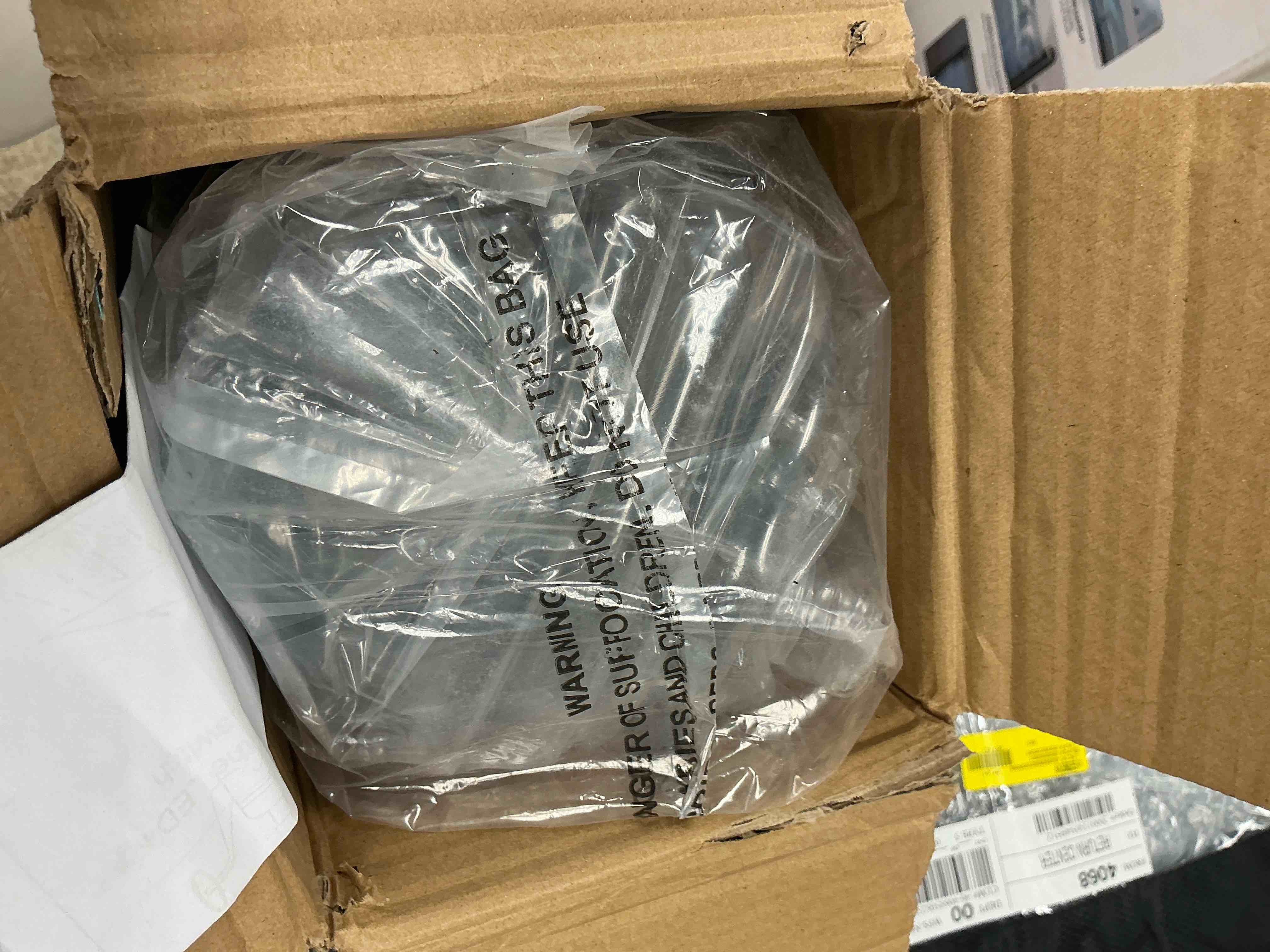 https://s3.amazonaws.com/lotting-images-prod/EmanualPiazza/TEA3574566_1753469837359.jpeg