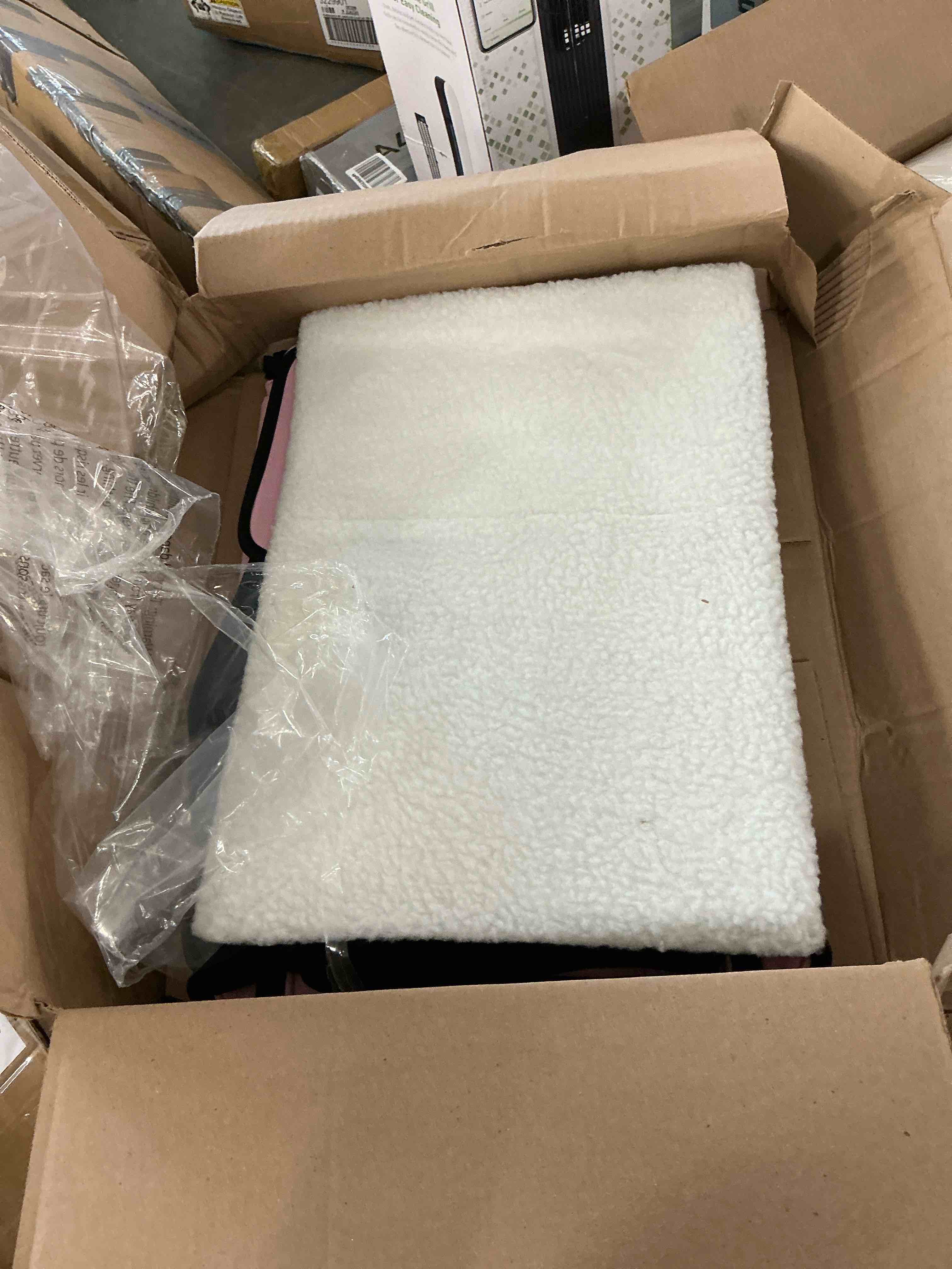 https://s3.amazonaws.com/lotting-images-prod/EmanualPiazza/TEA3574729_1753907911002.jpeg