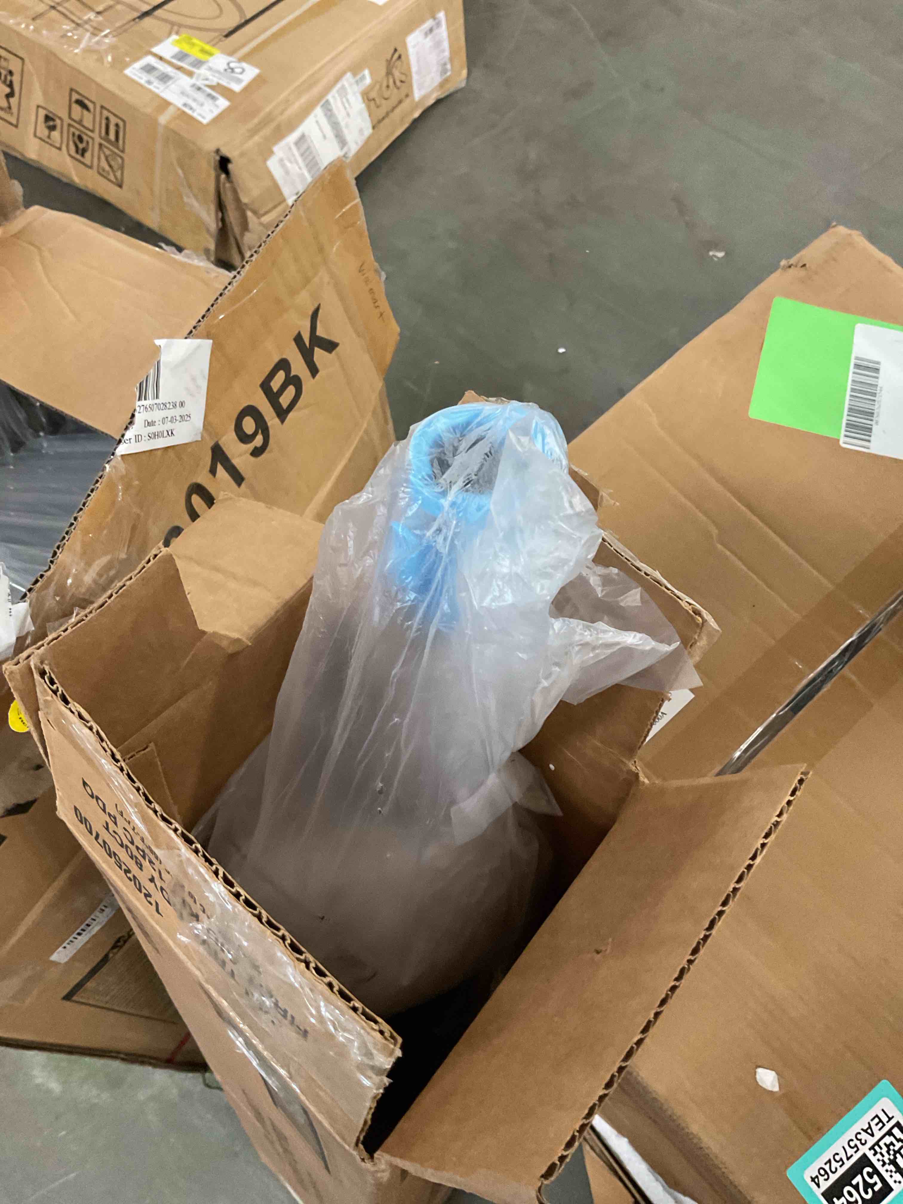 https://s3.amazonaws.com/lotting-images-prod/EmanualPiazza/TEA3575259_1754667053093.jpeg