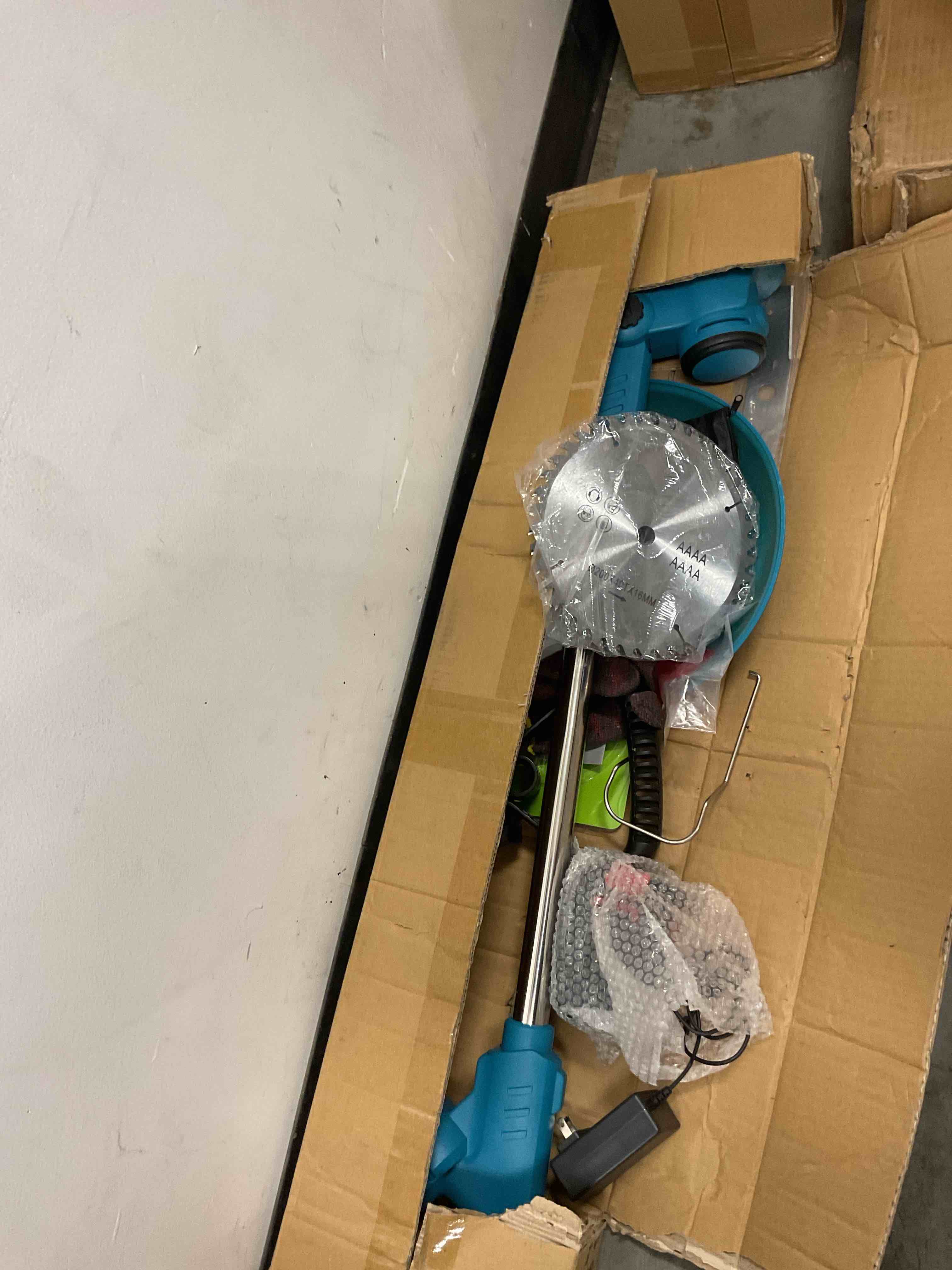 https://s3.amazonaws.com/lotting-images-prod/EmanualPiazza/TEA3575302_1754659654396.jpeg