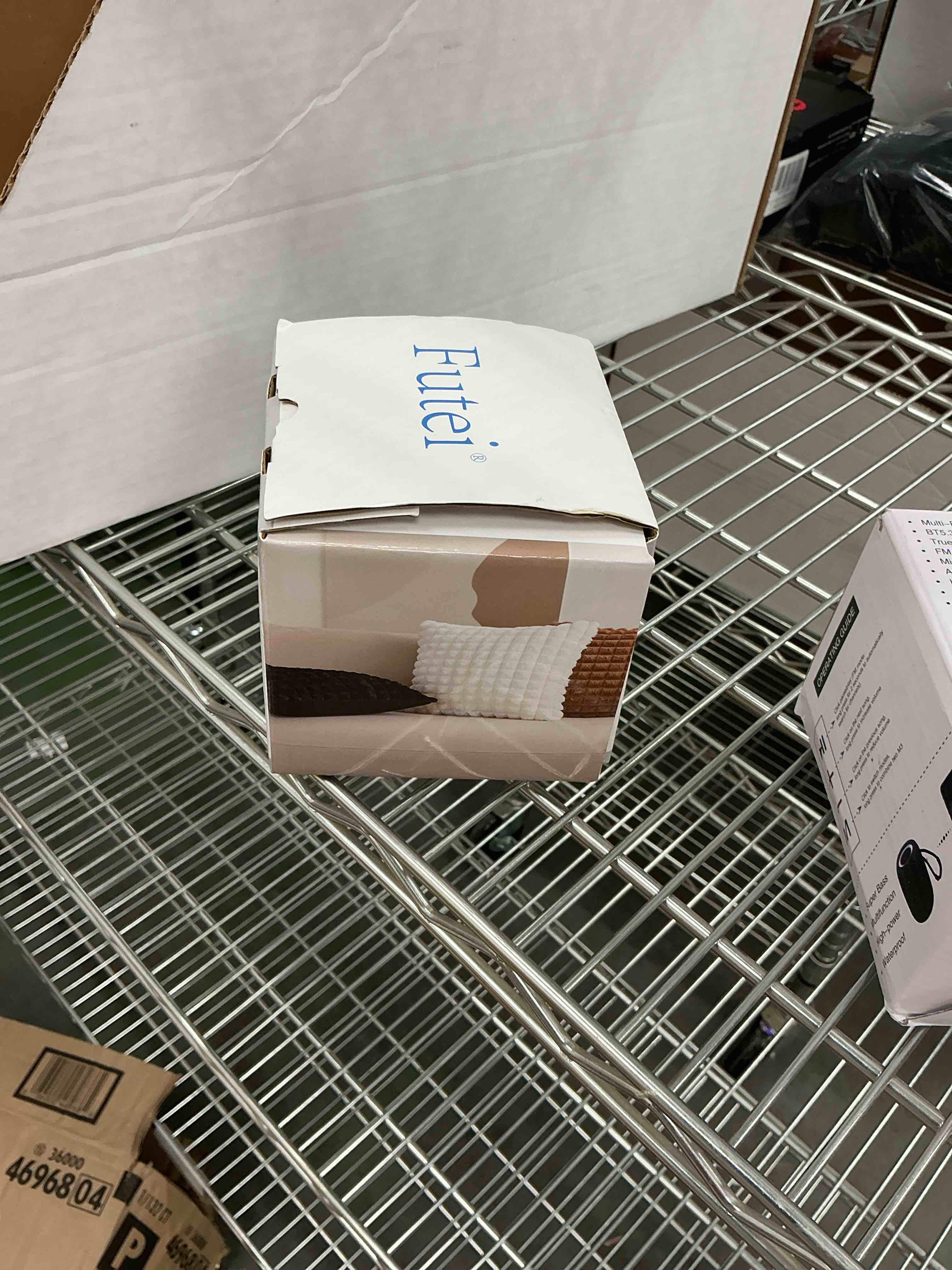 https://s3.amazonaws.com/lotting-images-prod/EmanualPiazza/TEA3575416_1754932988144.jpeg
