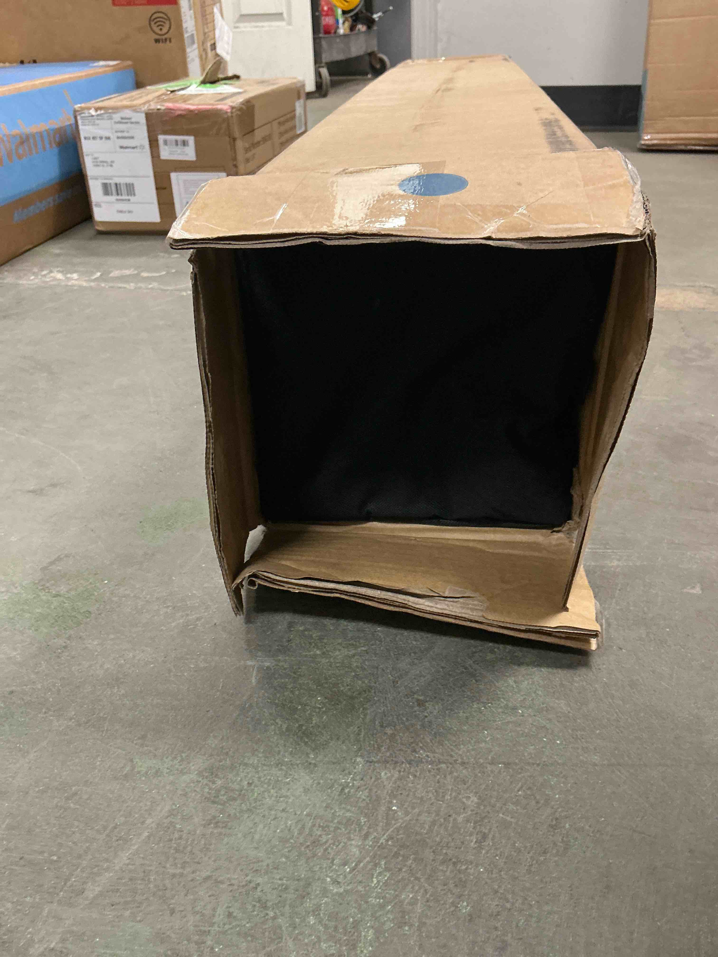 https://s3.amazonaws.com/lotting-images-prod/EmanualPiazza/TEA3575544_1755263469974.jpeg